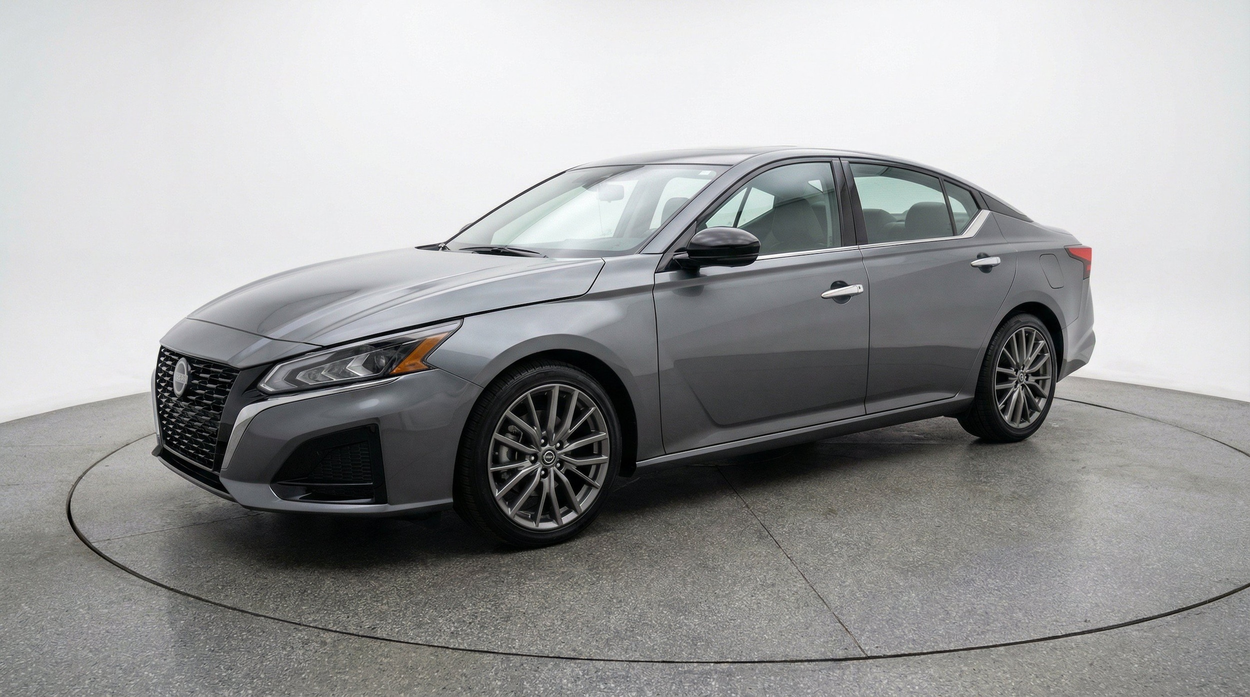 Thumbnail: 2025 Nissan Altima - 3
