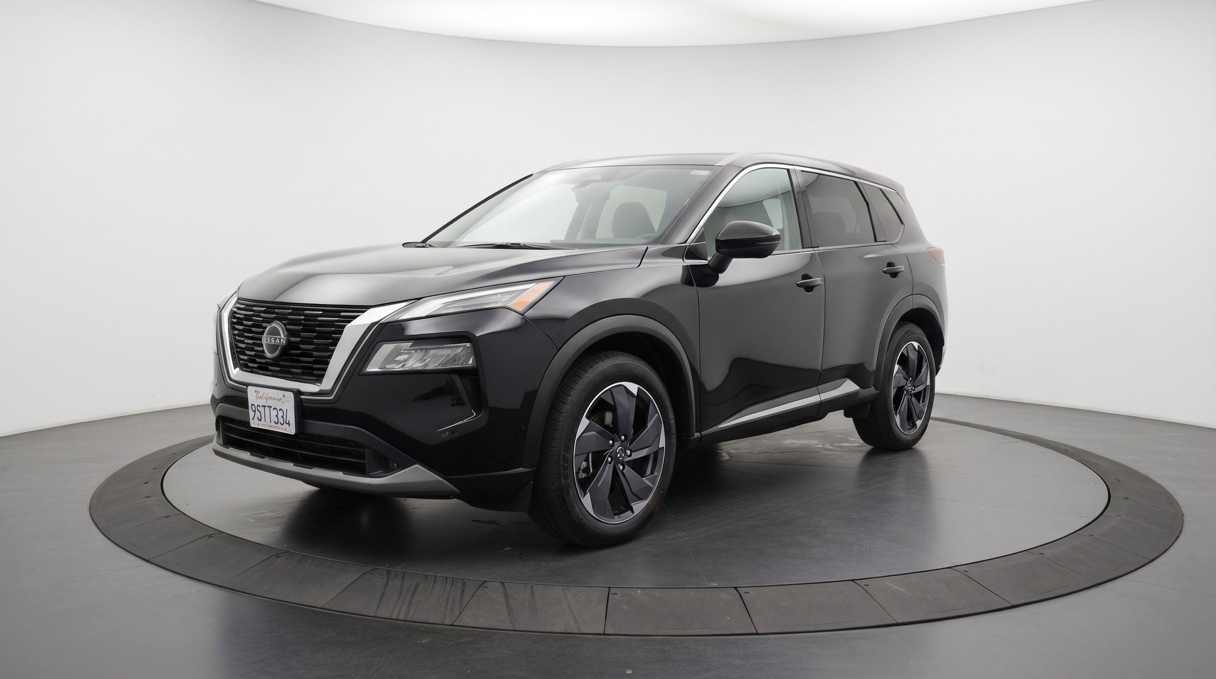 Thumbnail: 2025 Nissan Rogue - 3