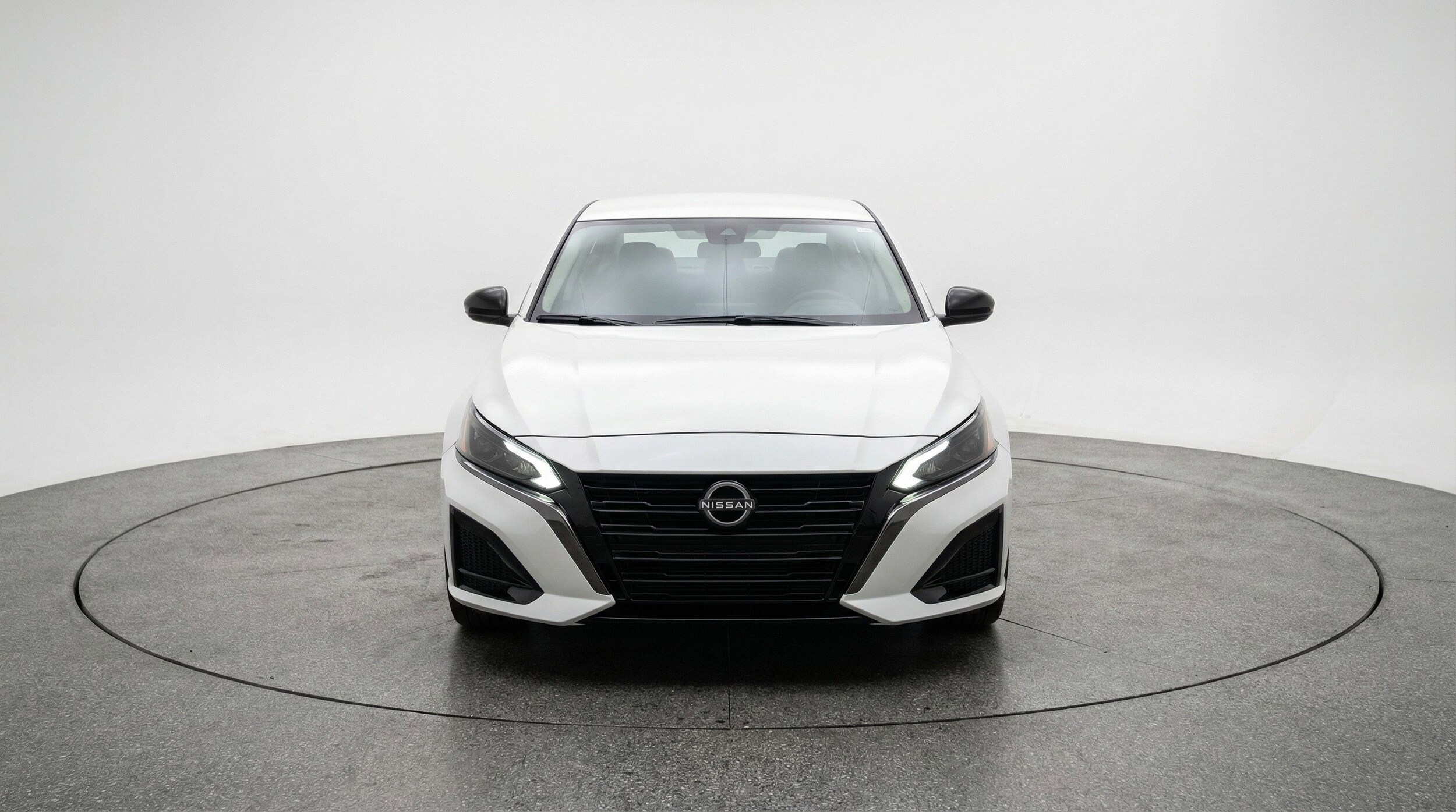 Thumbnail: 2025 Nissan Altima - 2