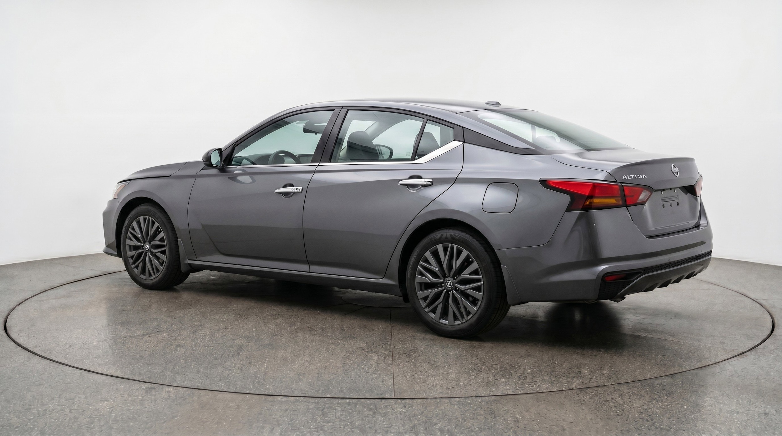 Thumbnail: 2025 Nissan Altima - 6