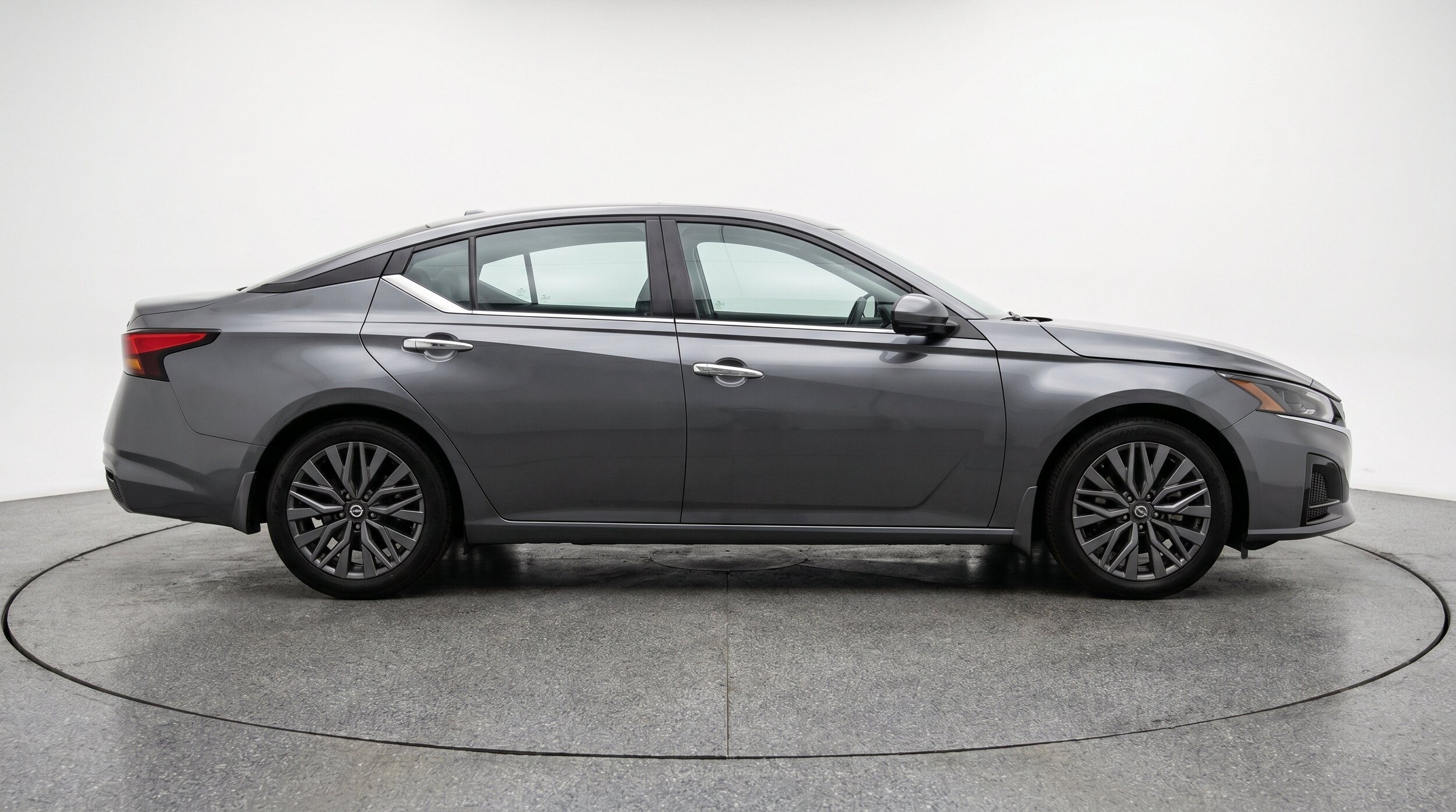 Thumbnail: 2025 Nissan Altima - 11