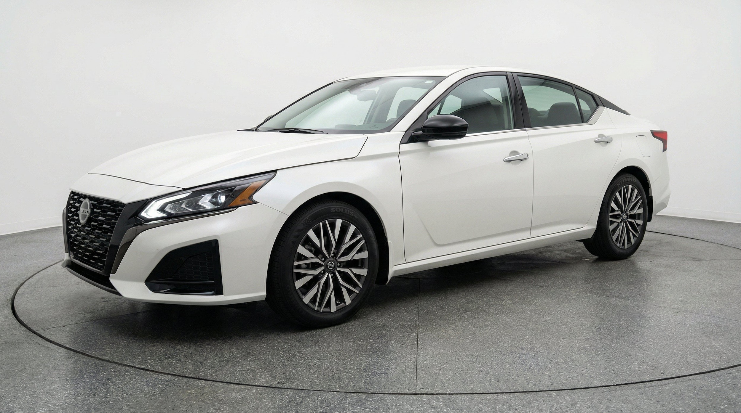 Thumbnail: 2025 Nissan Altima - 3
