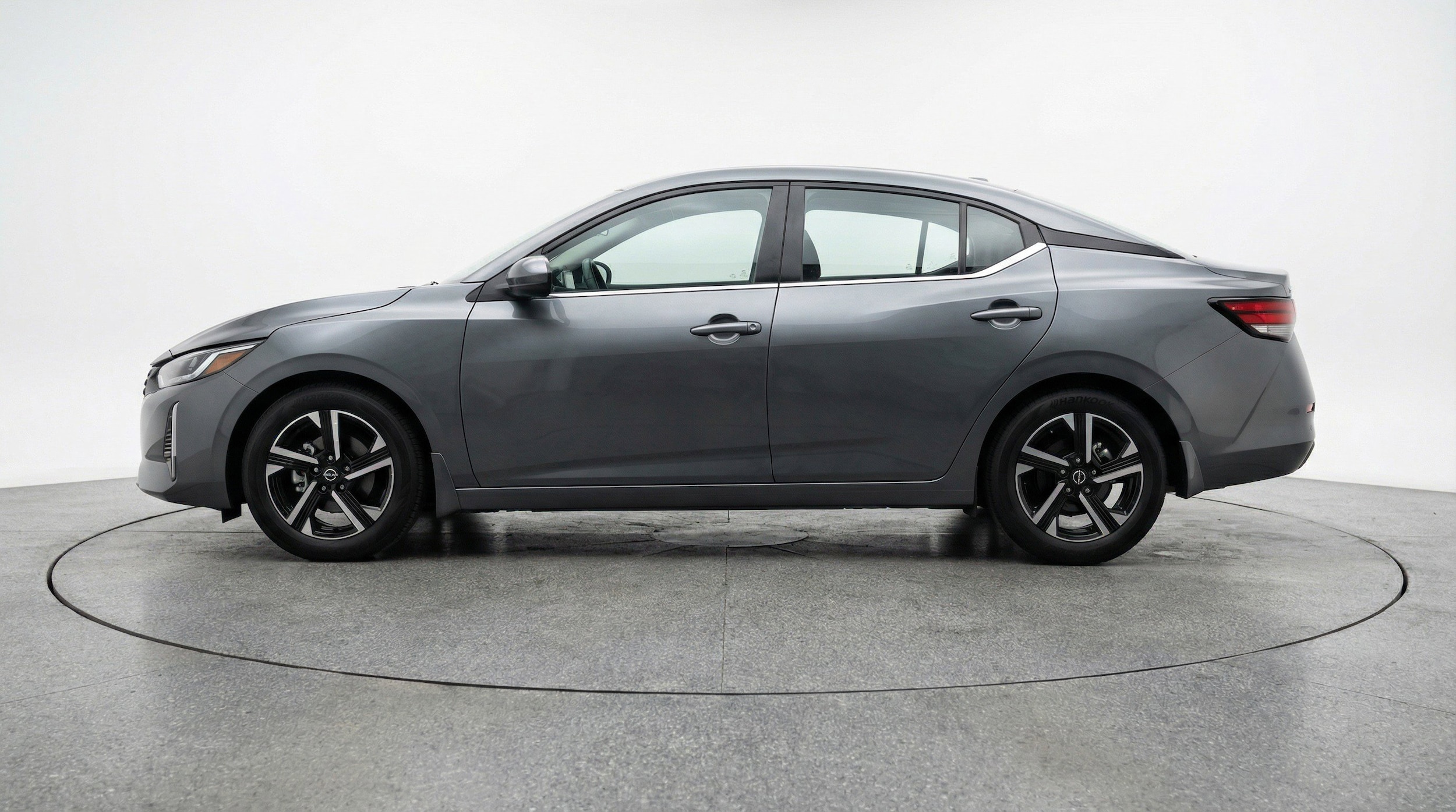 Thumbnail: 2025 Nissan Sentra - 5