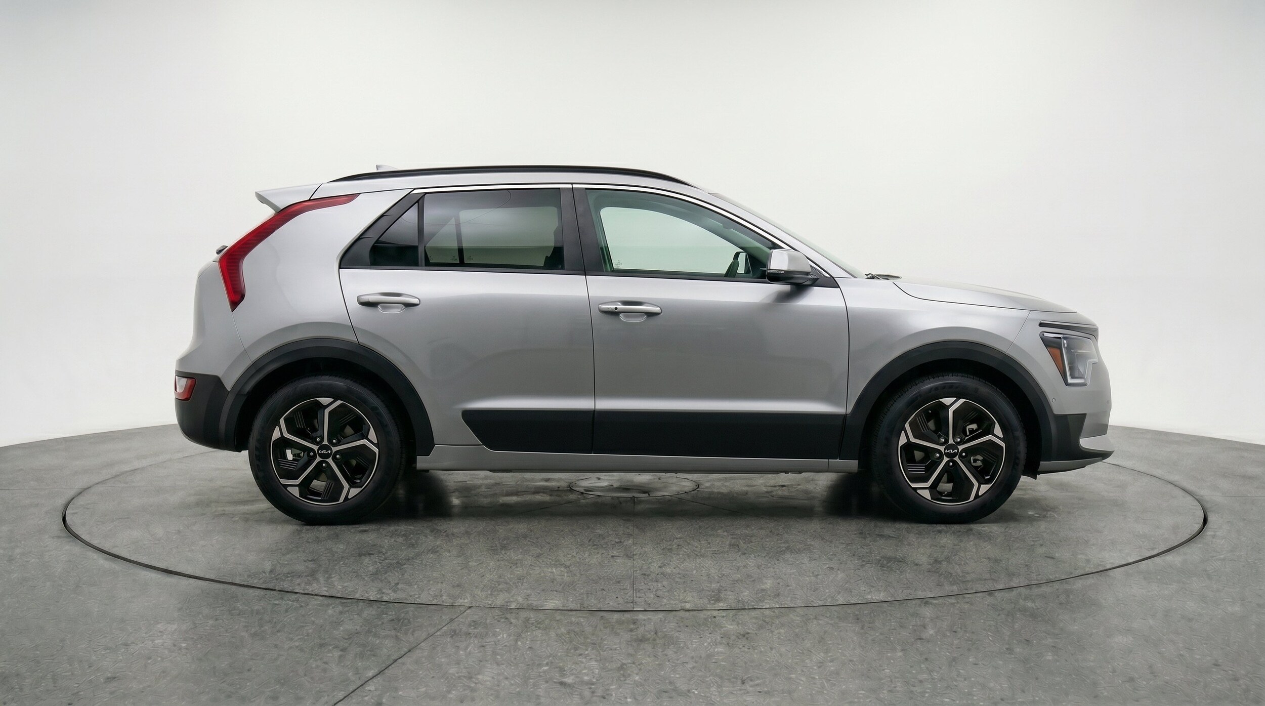 Thumbnail: 2026 Kia Niro - 11