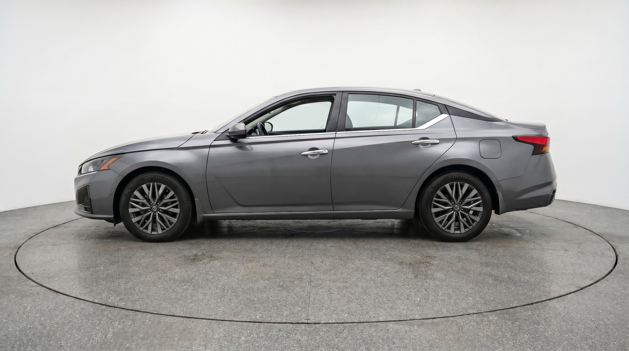 Thumbnail: 2025 Nissan Altima - 5