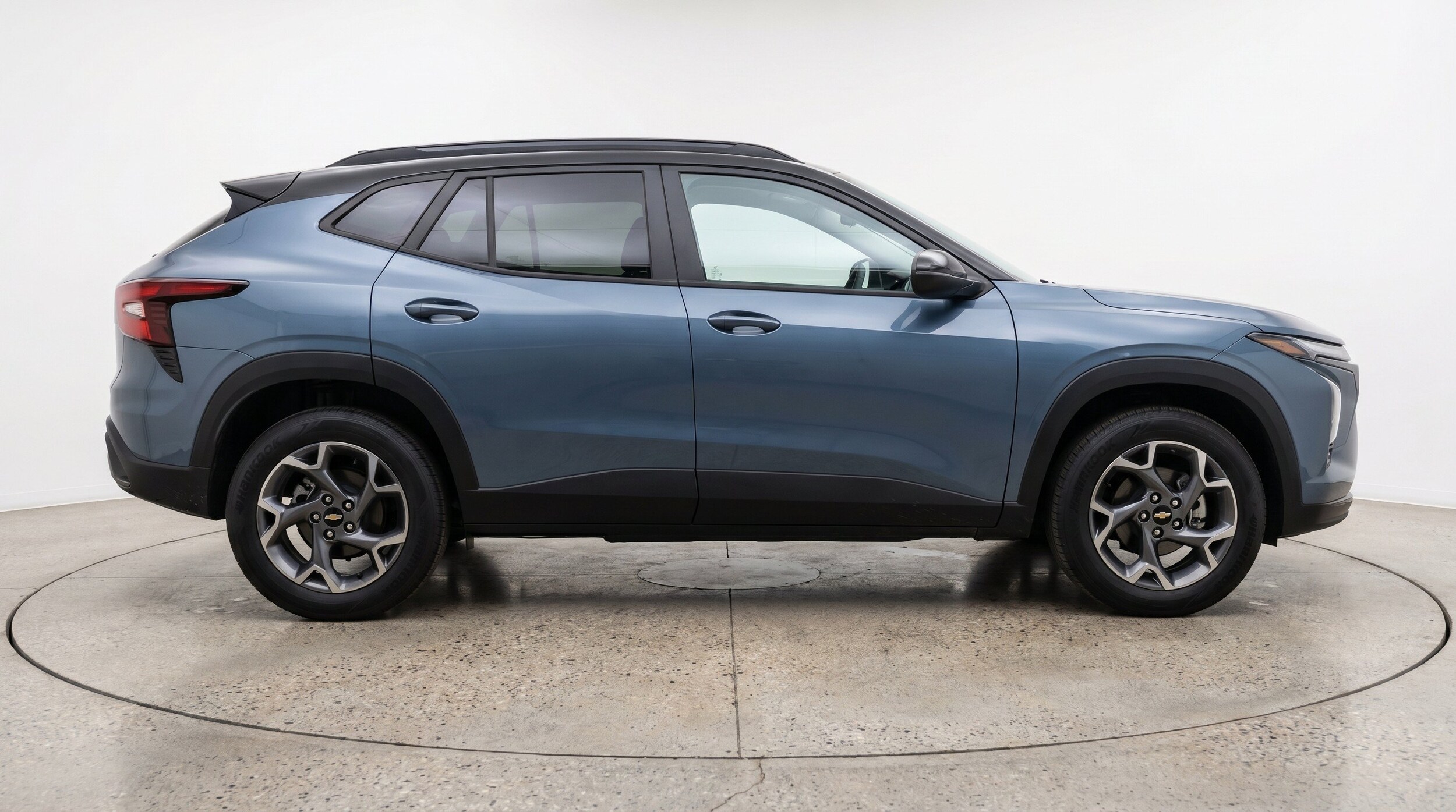 Thumbnail: 2025 Chevrolet Trax - 11