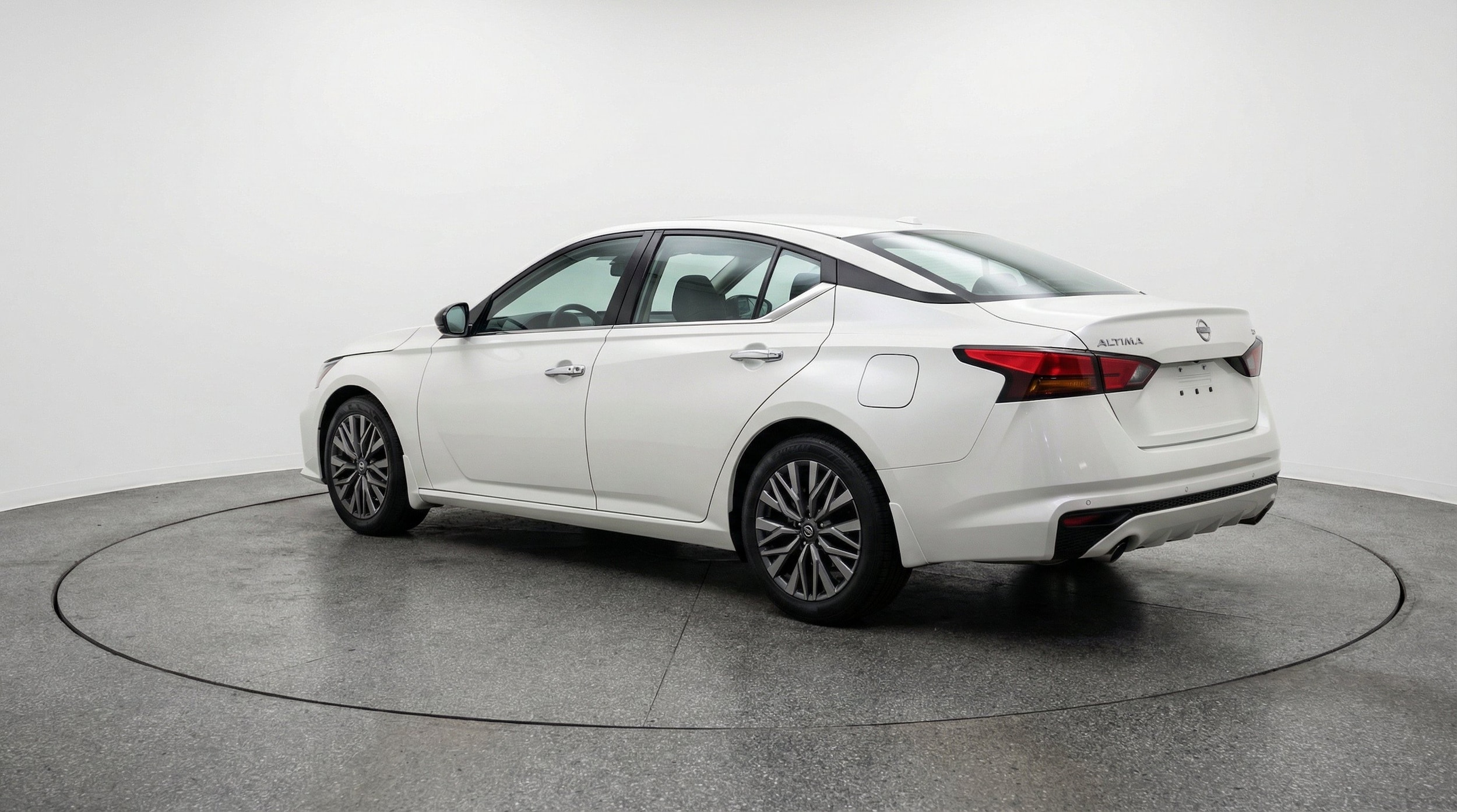 Thumbnail: 2025 Nissan Altima - 6