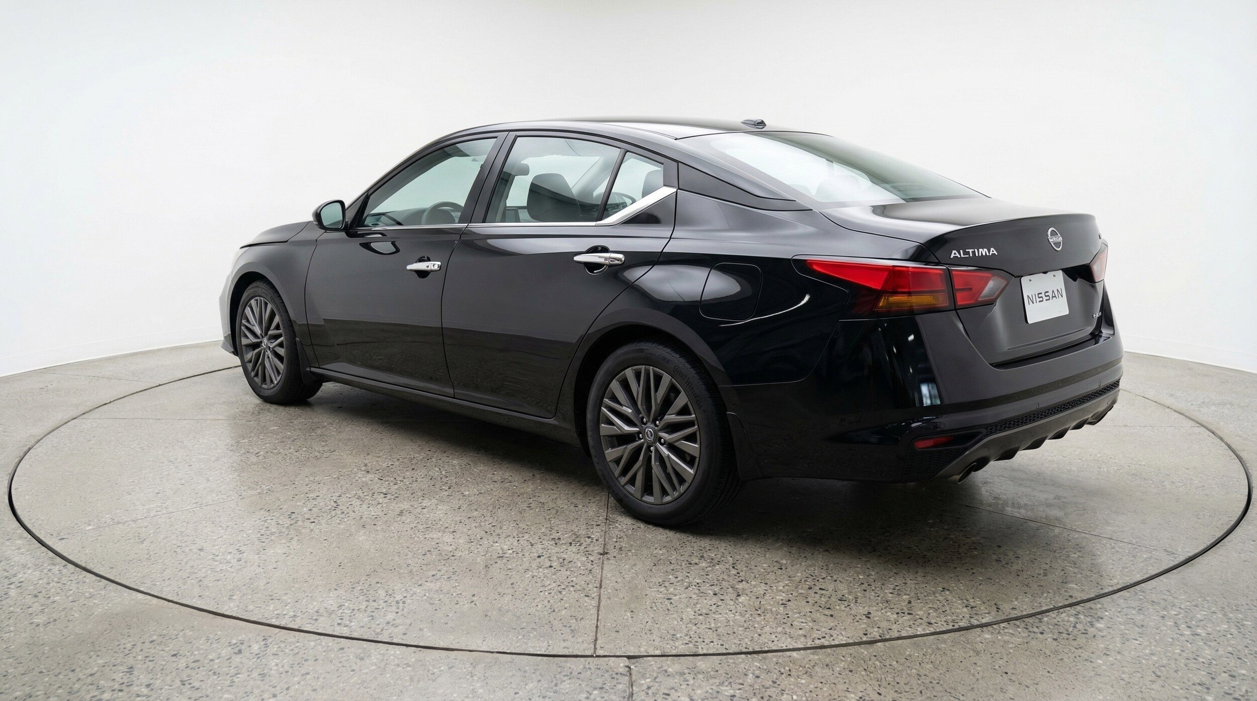 Thumbnail: 2025 Nissan Altima - 6