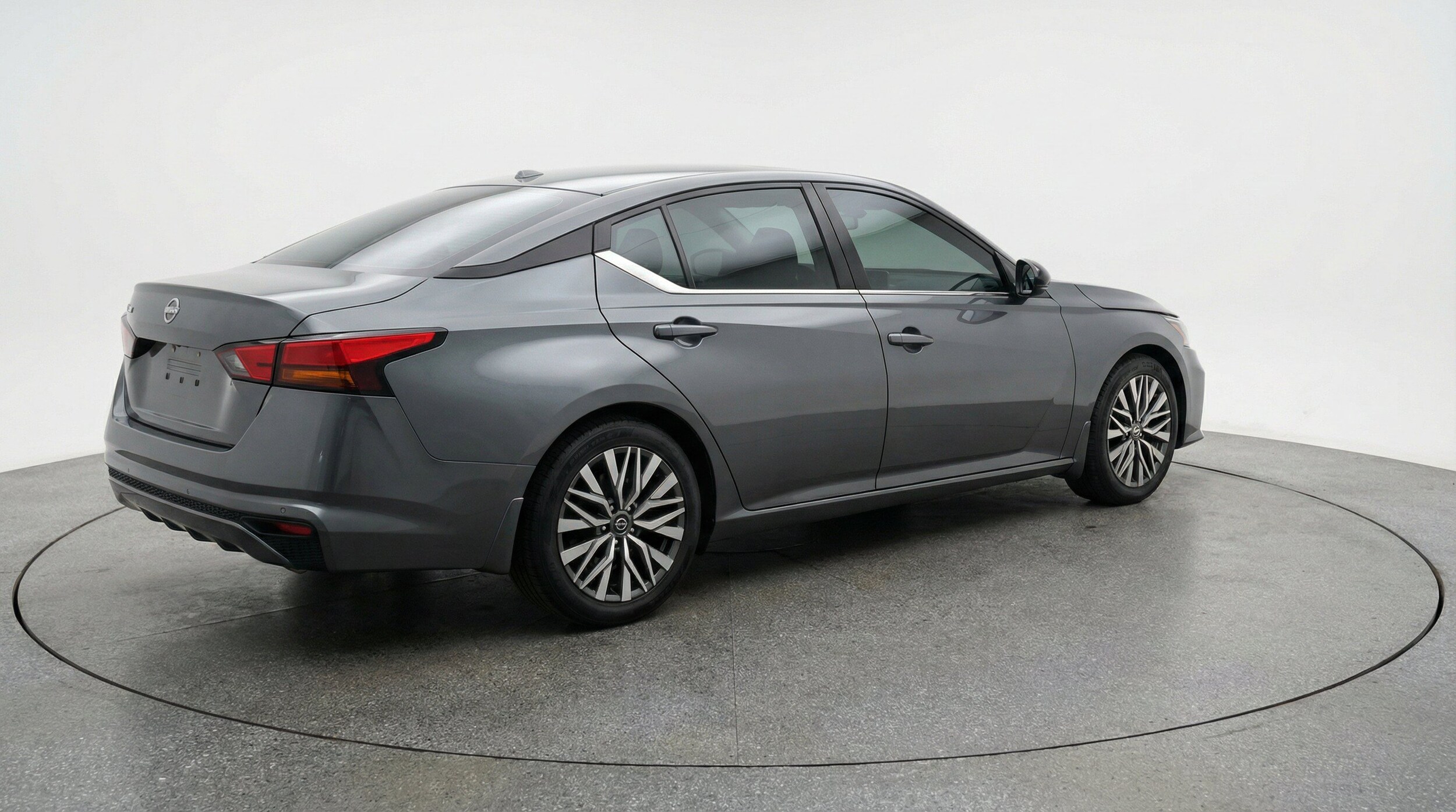 Thumbnail: 2025 Nissan Altima - 9