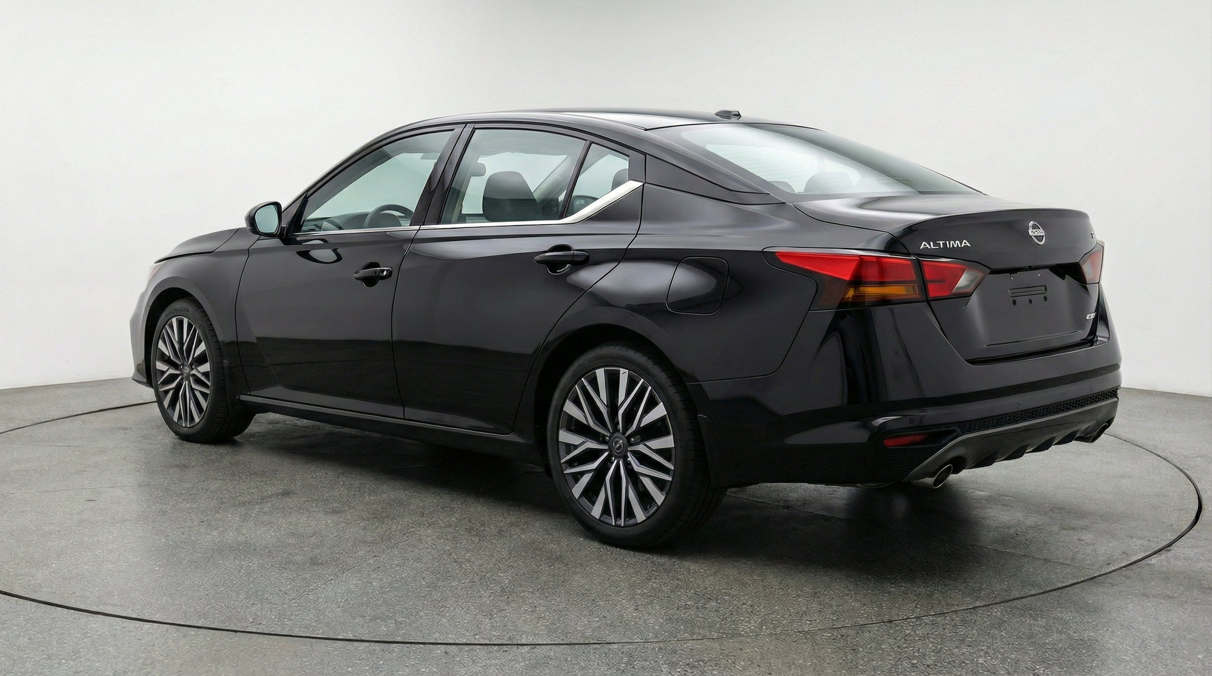Thumbnail: 2025 Nissan Altima - 6