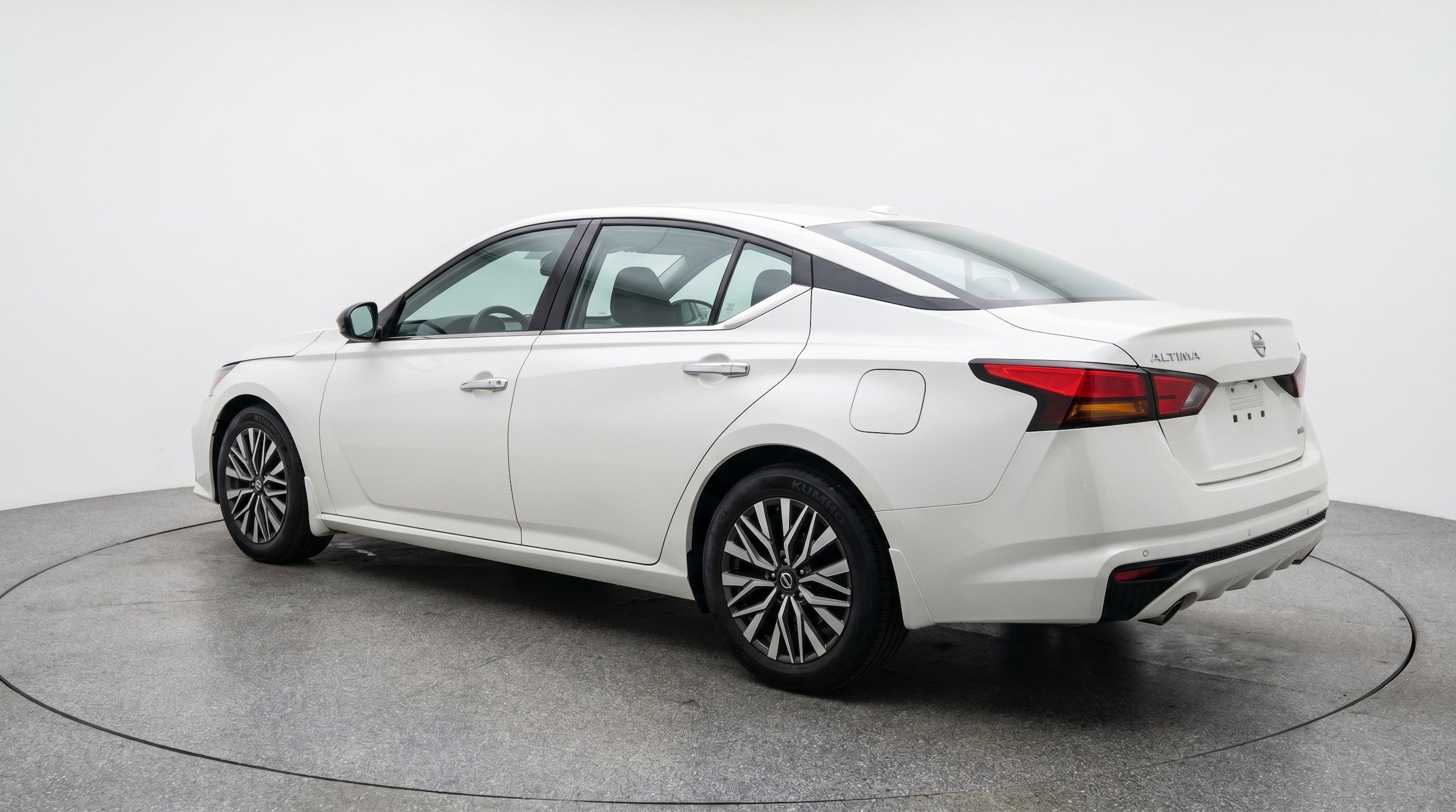 Thumbnail: 2025 Nissan Altima - 6