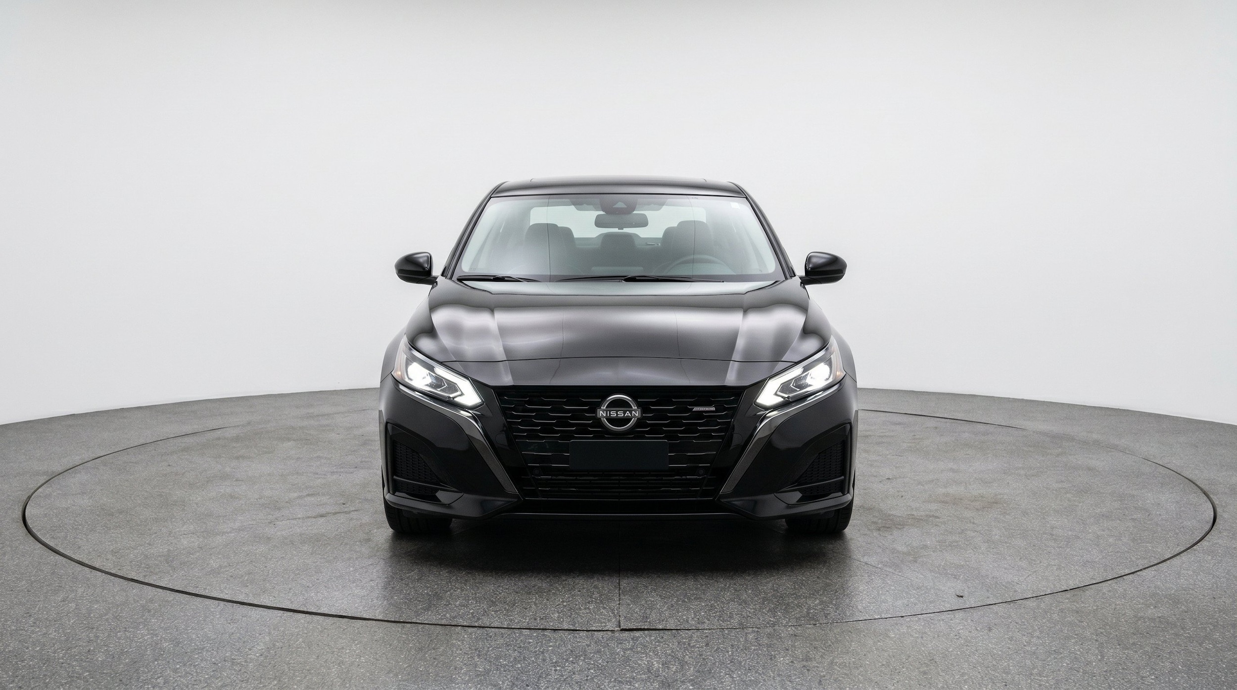 Thumbnail: 2025 Nissan Altima - 2