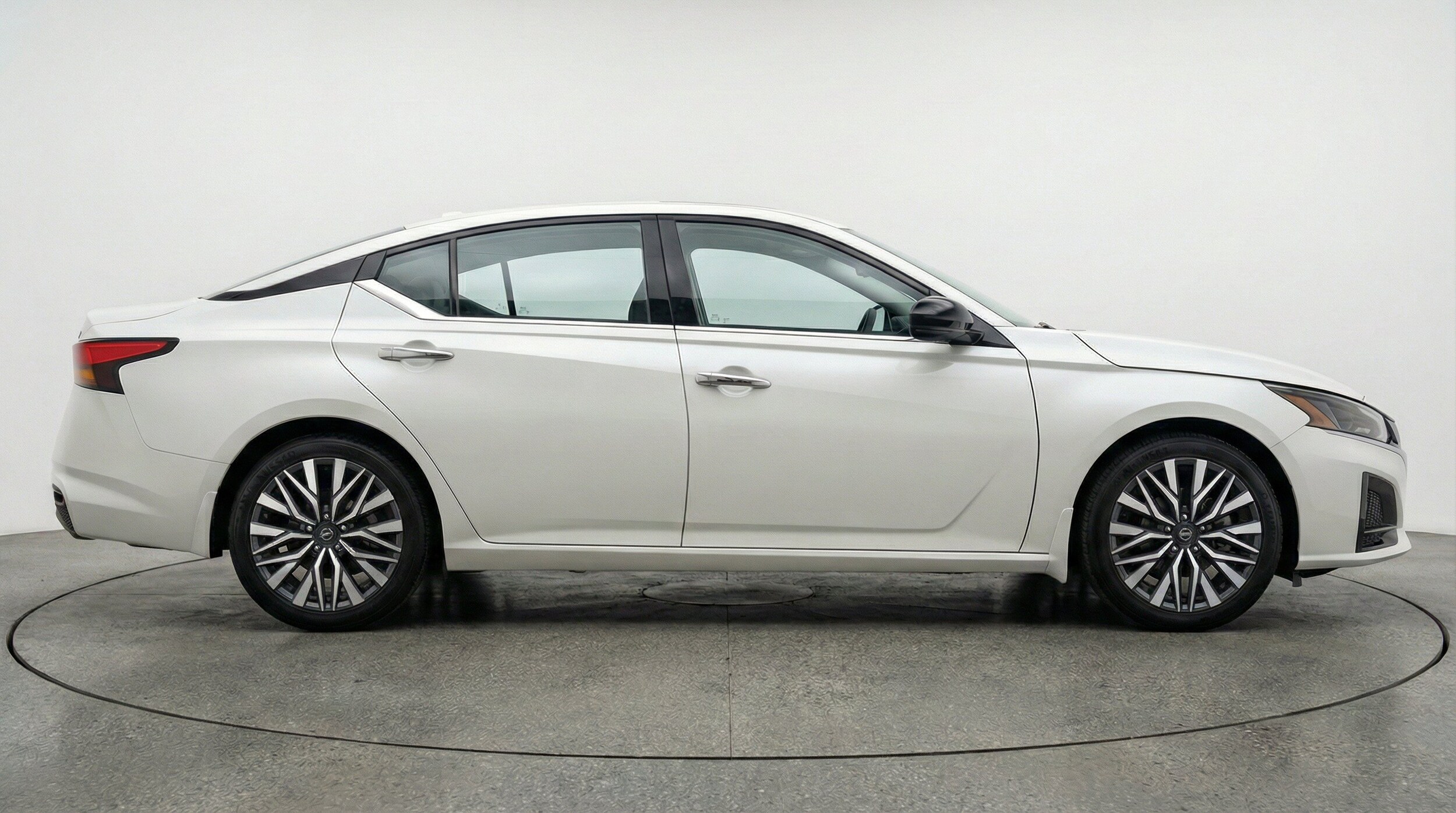Thumbnail: 2025 Nissan Altima - 11