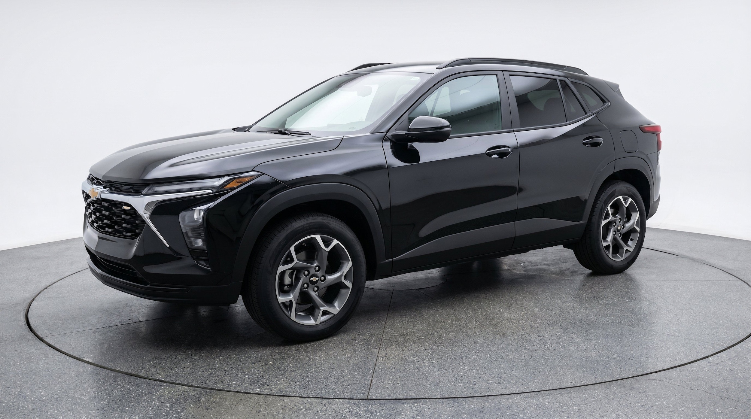 Thumbnail: 2025 Chevrolet Trax - 3