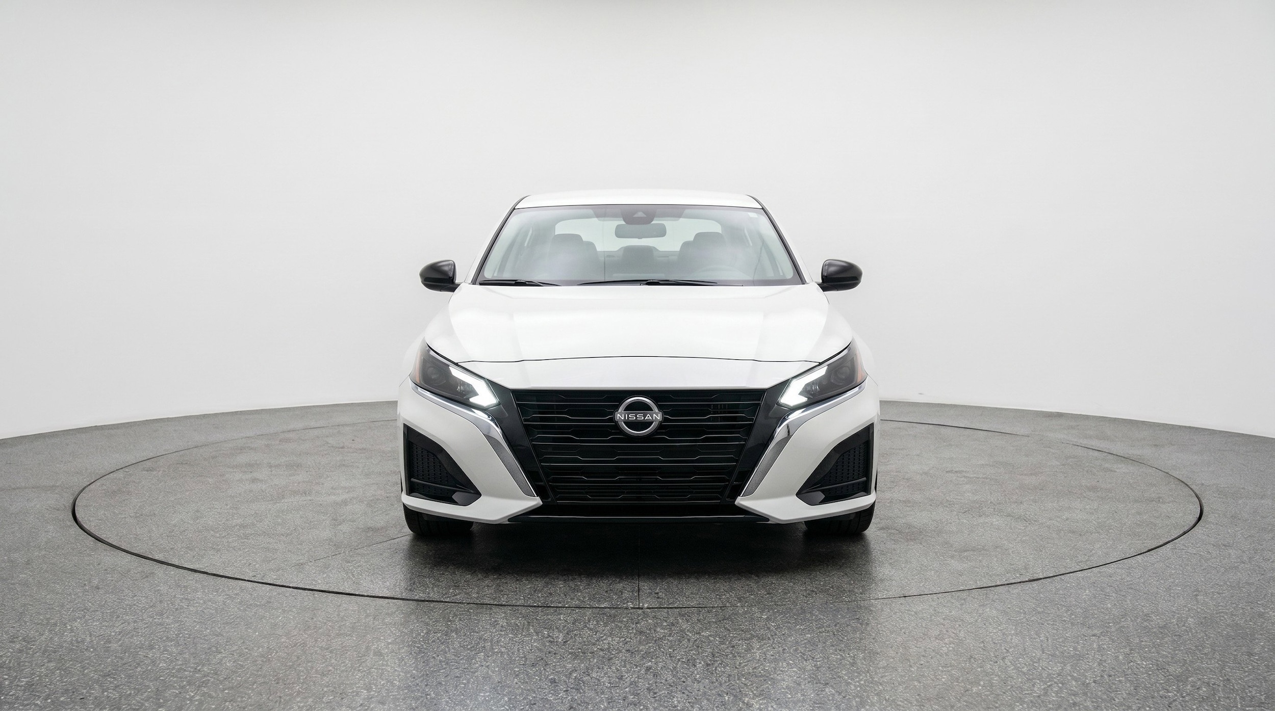 Thumbnail: 2025 Nissan Altima - 2