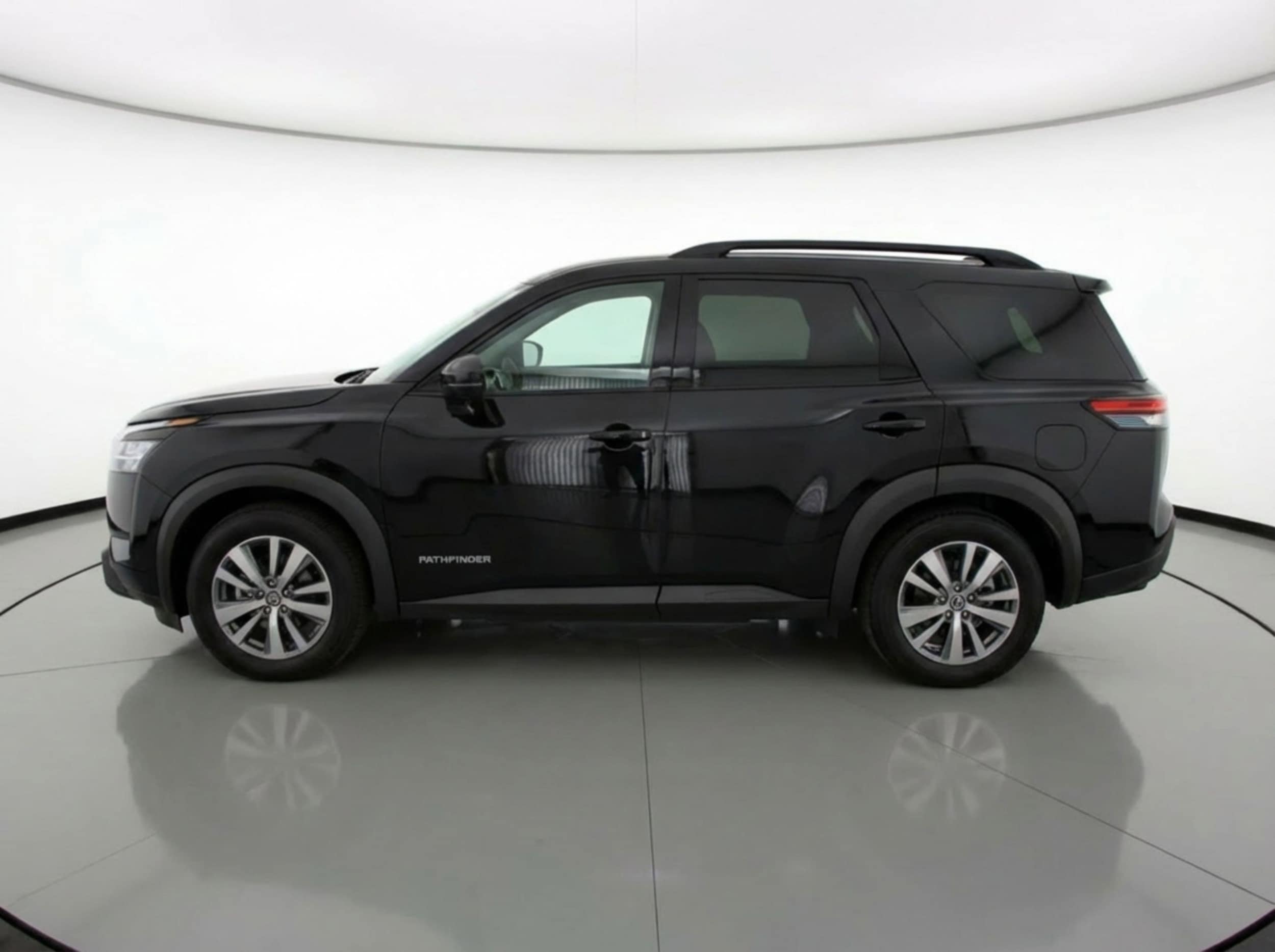 Thumbnail: 2025 Nissan Pathfinder - 5