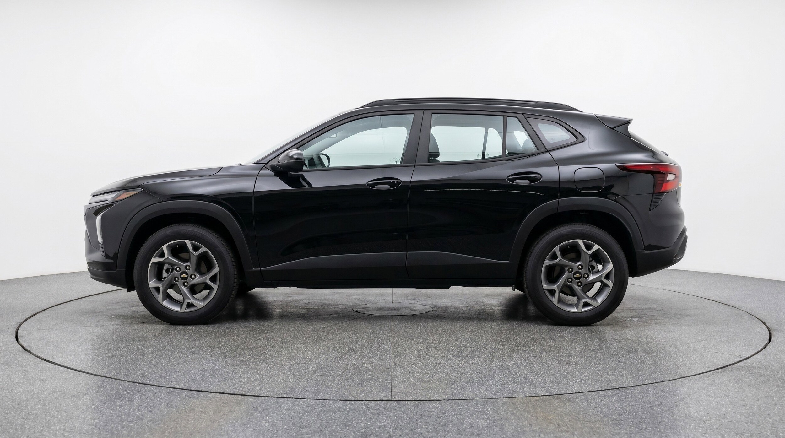Thumbnail: 2025 Chevrolet Trax - 5