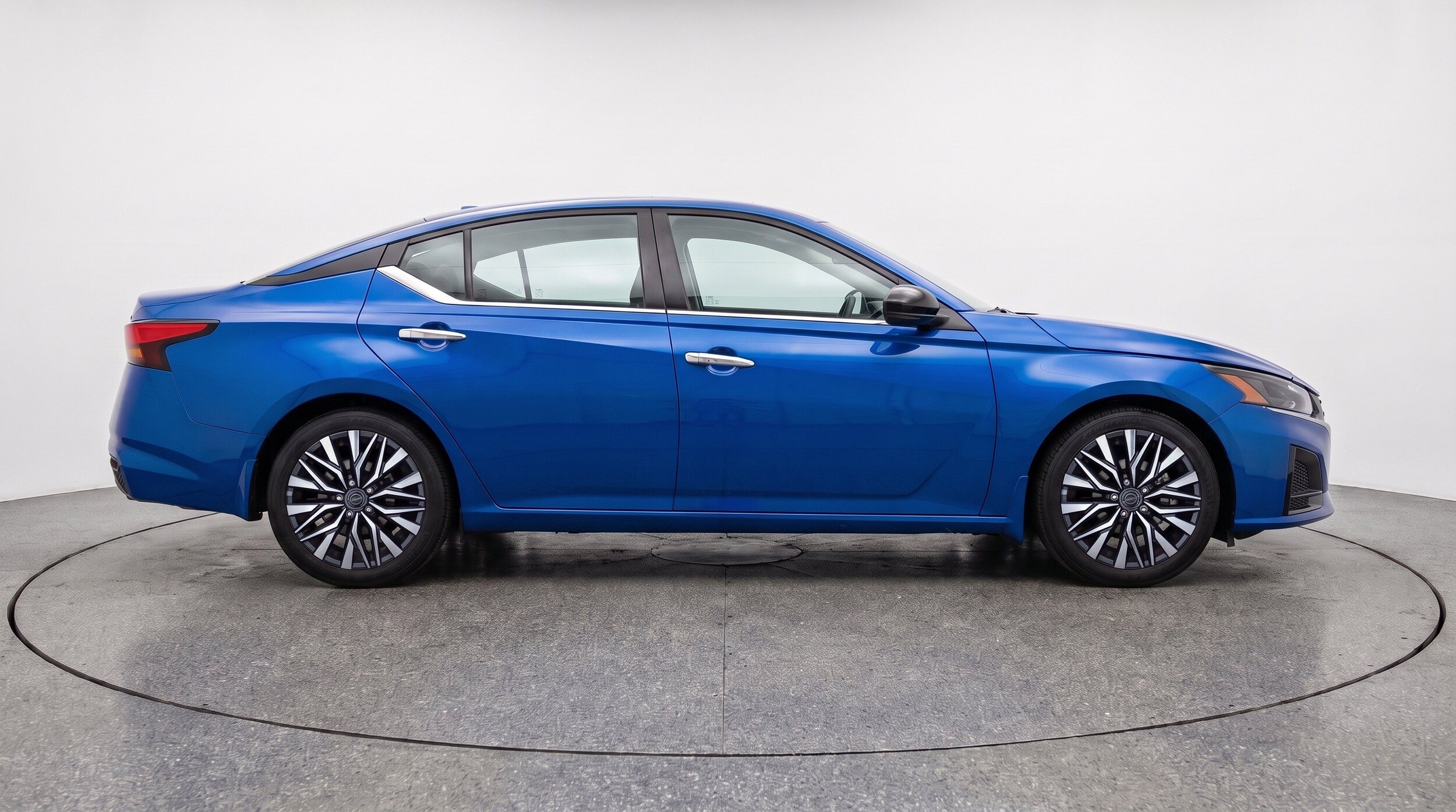 Thumbnail: 2025 Nissan Altima - 11