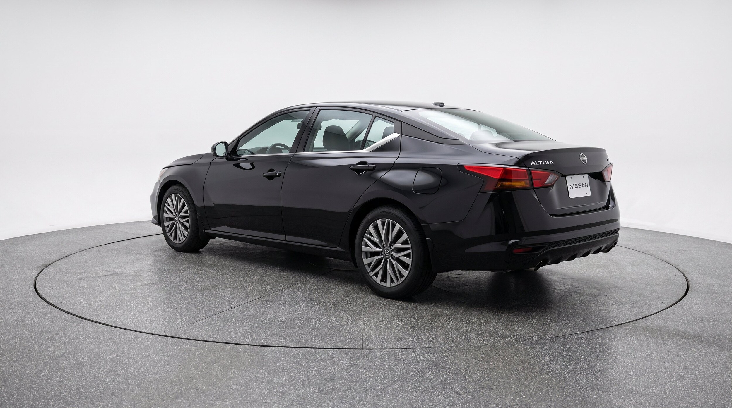 Thumbnail: 2025 Nissan Altima - 6
