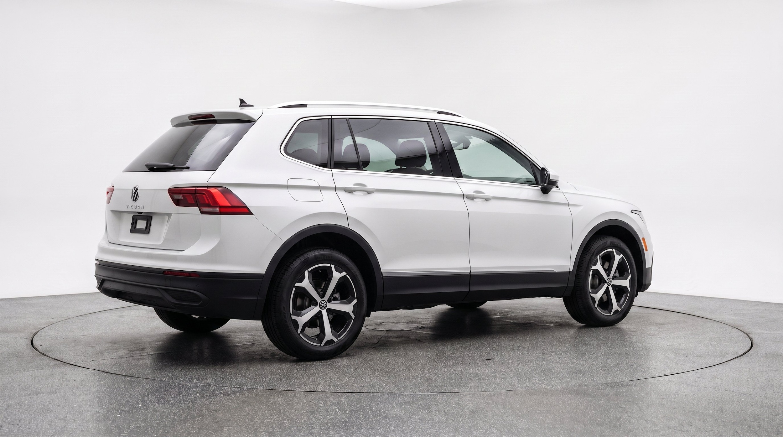 Thumbnail: 2026 Volkswagen Tiguan - 9