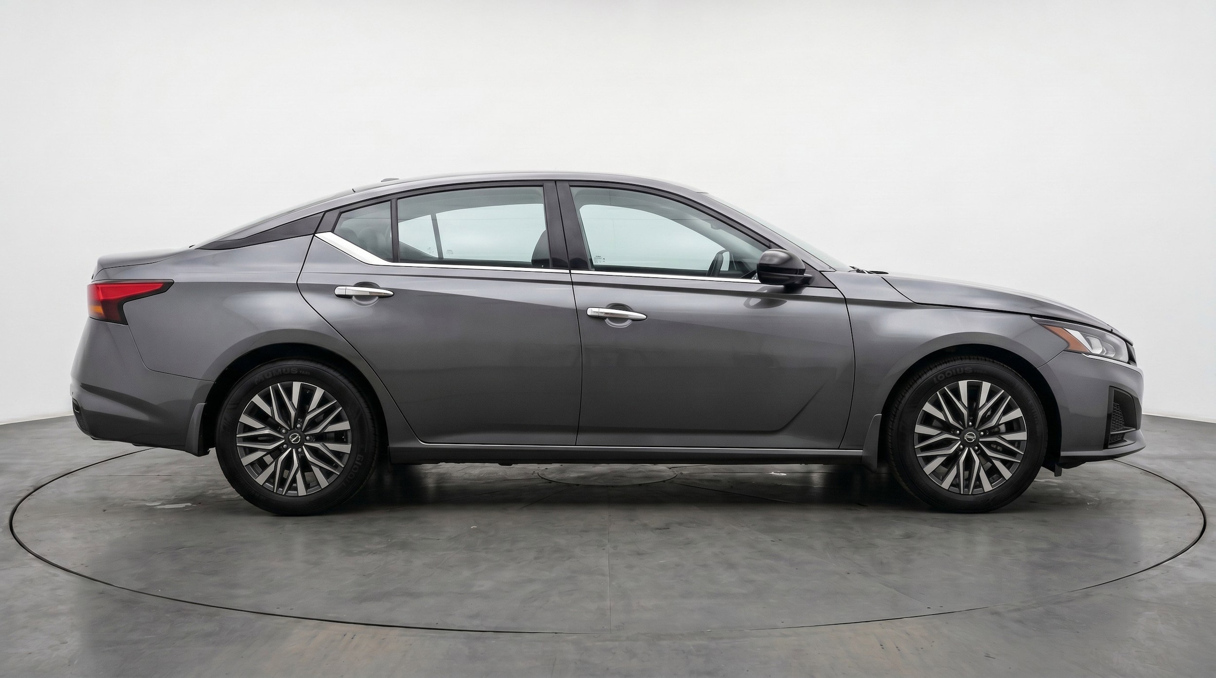 Thumbnail: 2025 Nissan Altima - 11