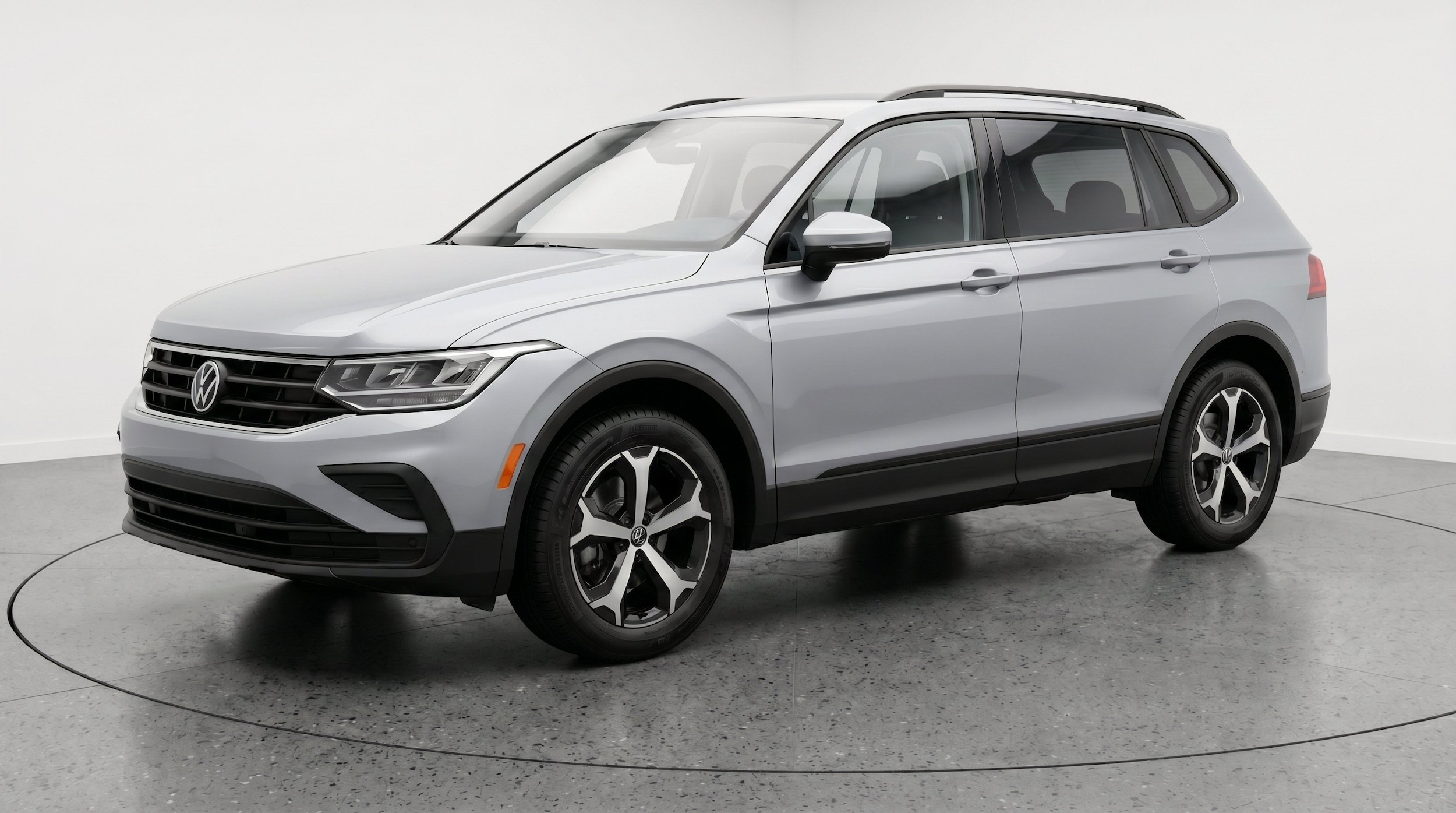 Thumbnail: 2026 Volkswagen Tiguan - 3
