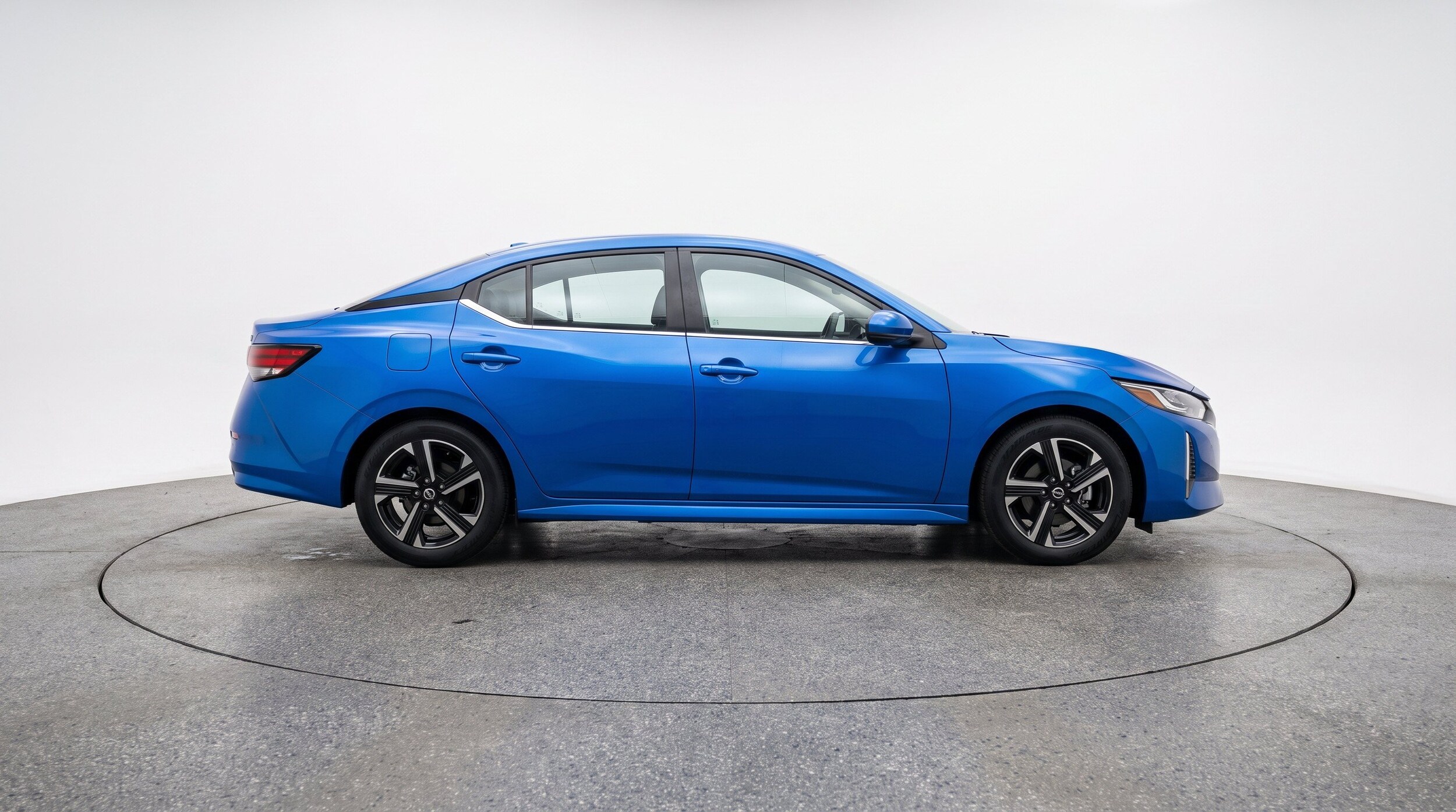 Thumbnail: 2025 Nissan Sentra - 11