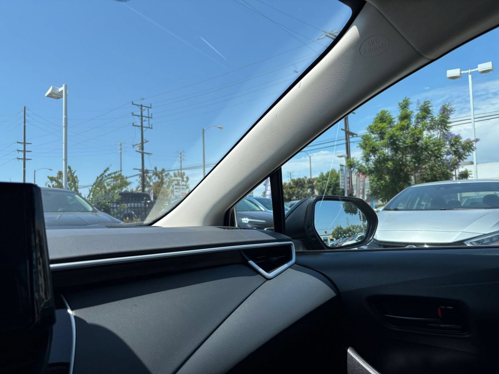 Thumbnail: 2025 Toyota Corolla - 30