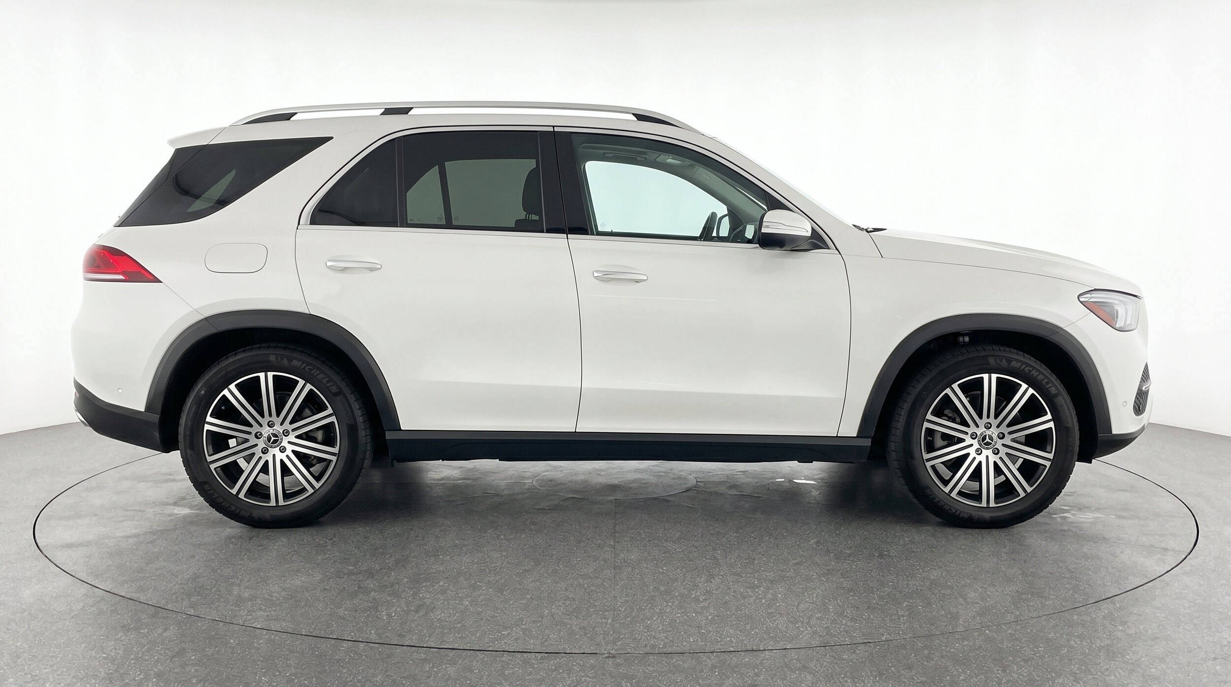 Thumbnail: 2026 Mercedes-Benz GLE - 11
