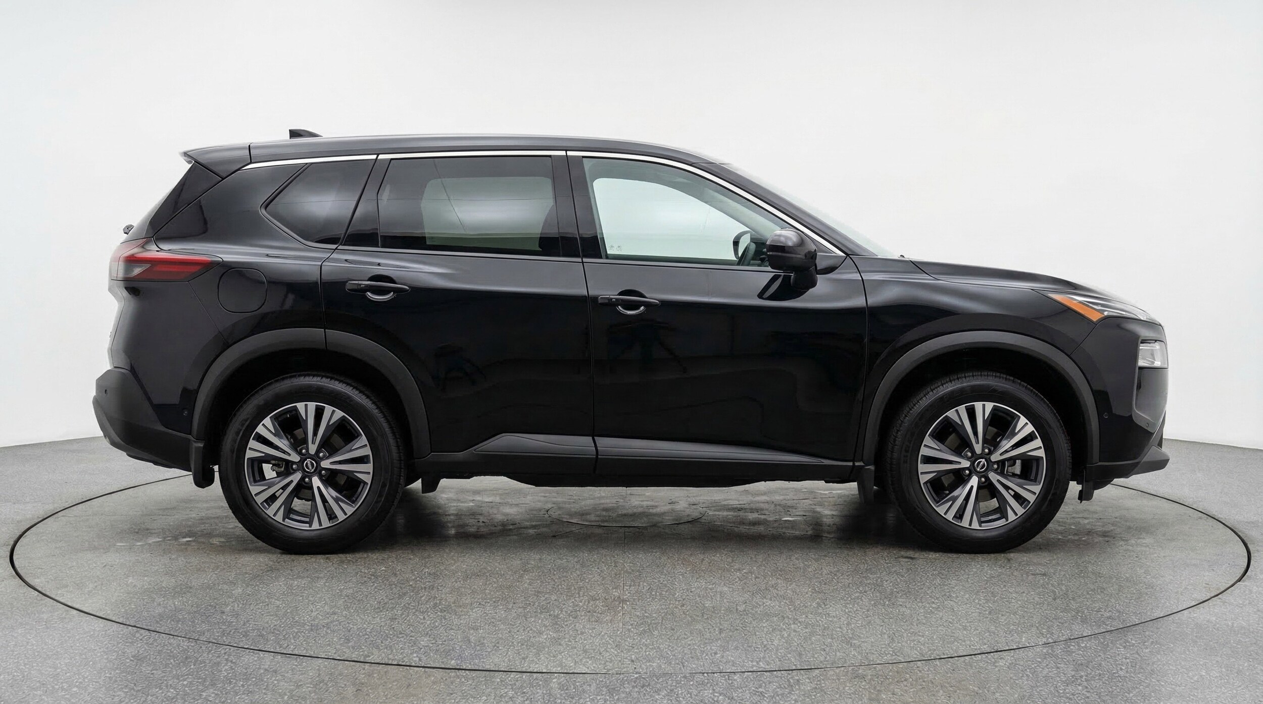 Thumbnail: 2023 Nissan Rogue - 11