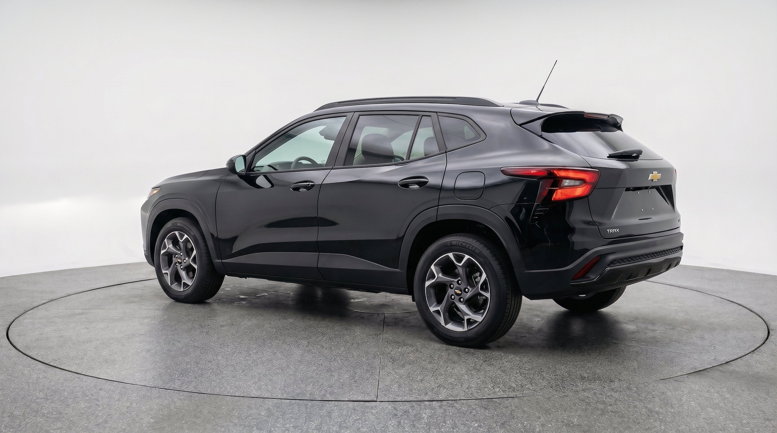 Thumbnail: 2025 Chevrolet Trax - 6
