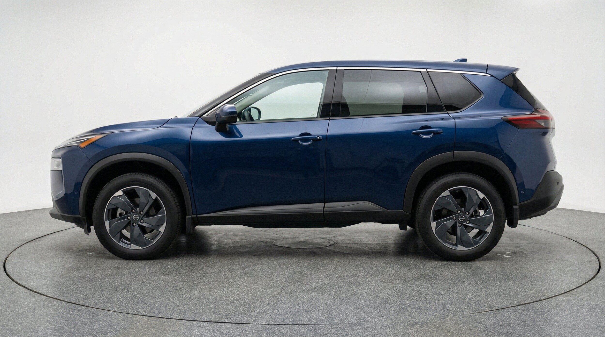Thumbnail: 2025 Nissan Rogue - 5