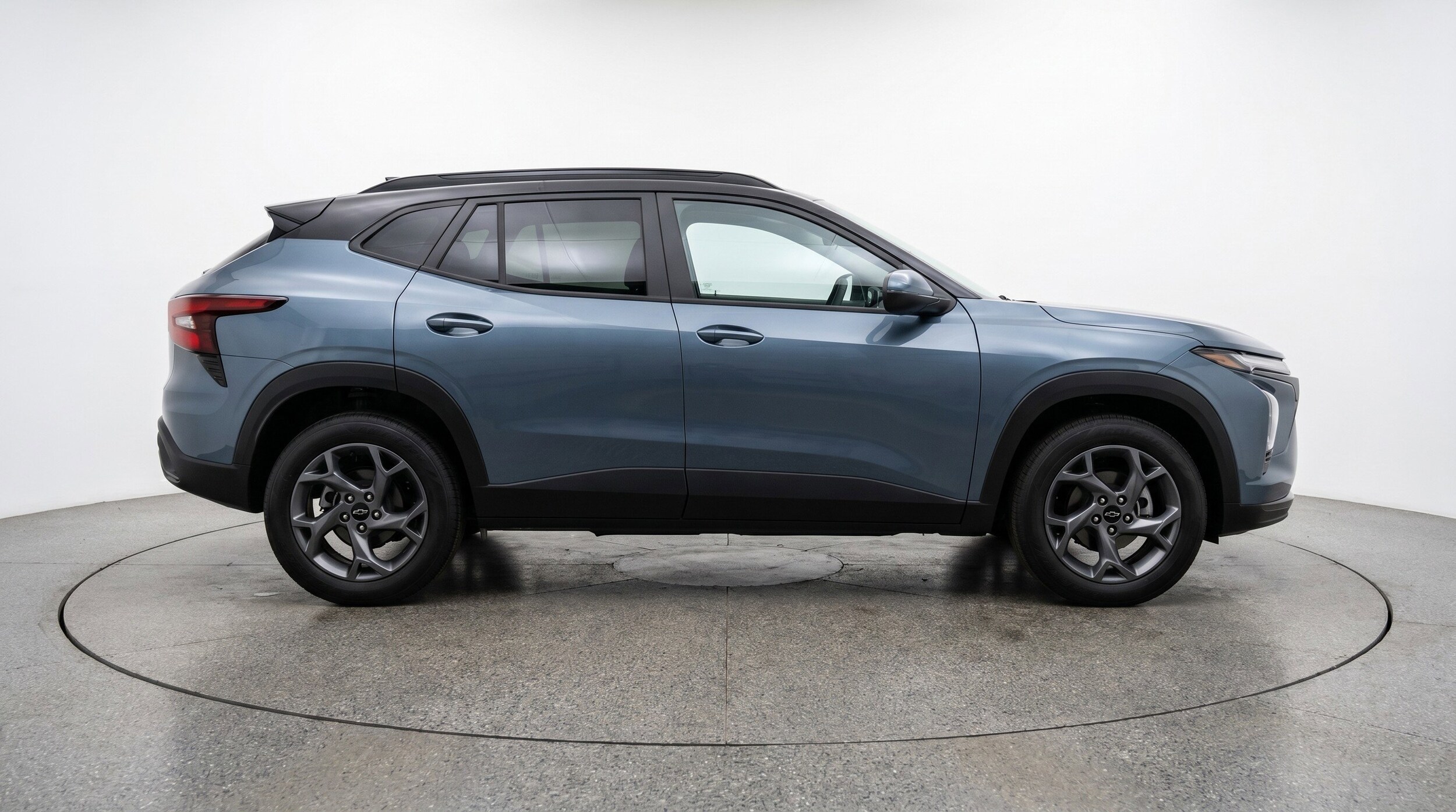 Thumbnail: 2025 Chevrolet Trax - 11