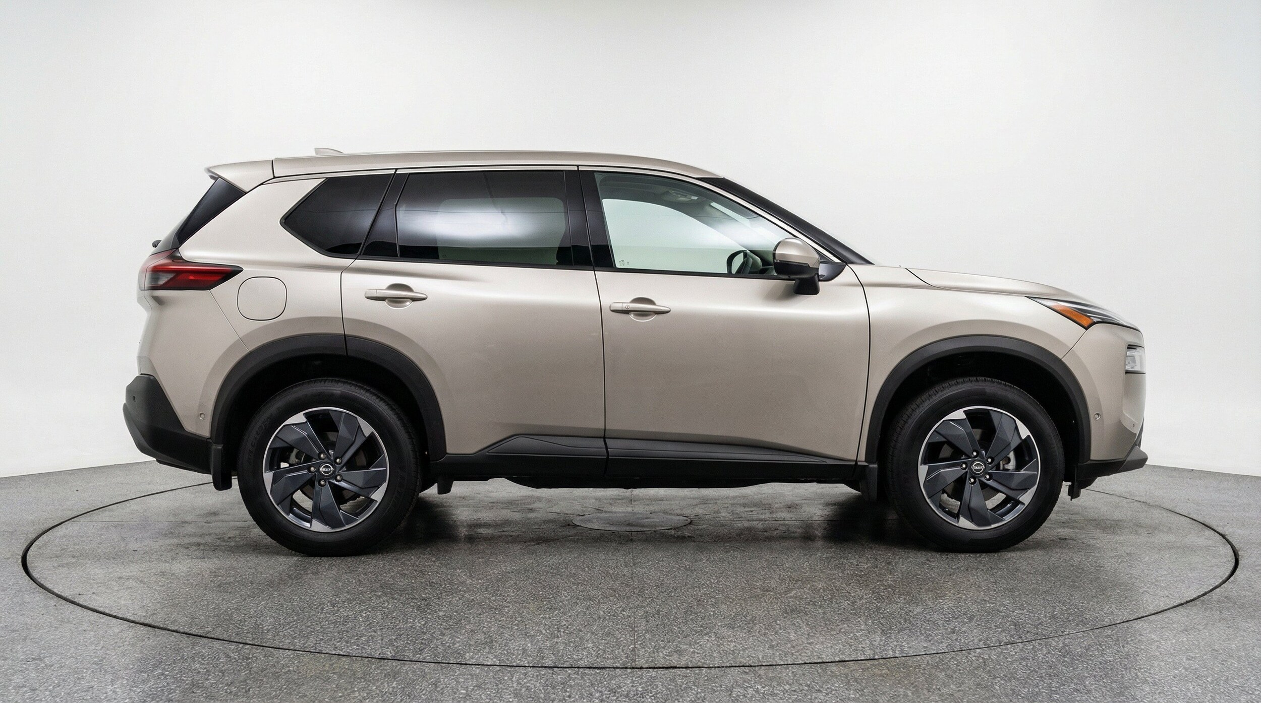 Thumbnail: 2025 Nissan Rogue - 10