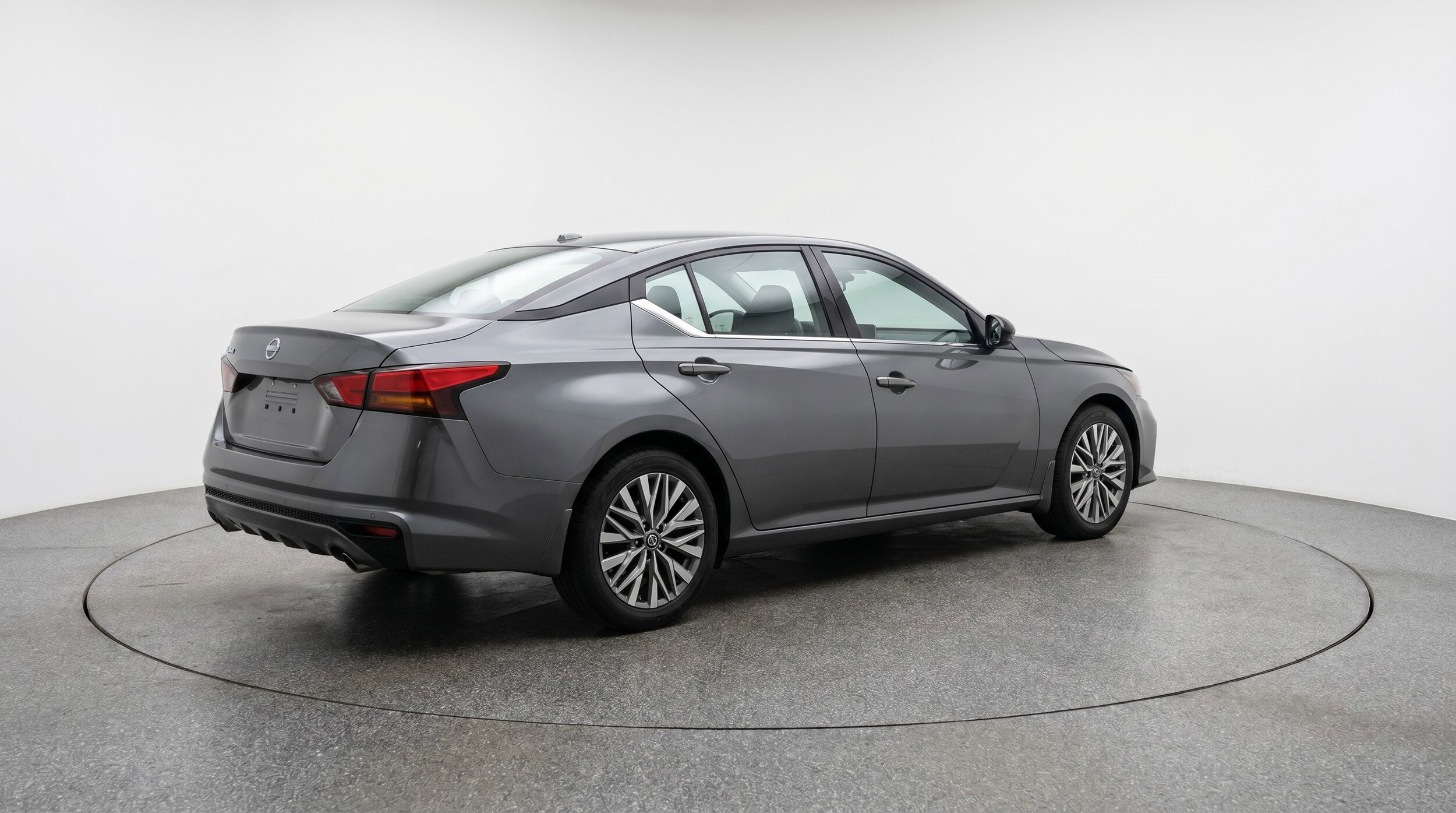 Thumbnail: 2025 Nissan Altima - 9
