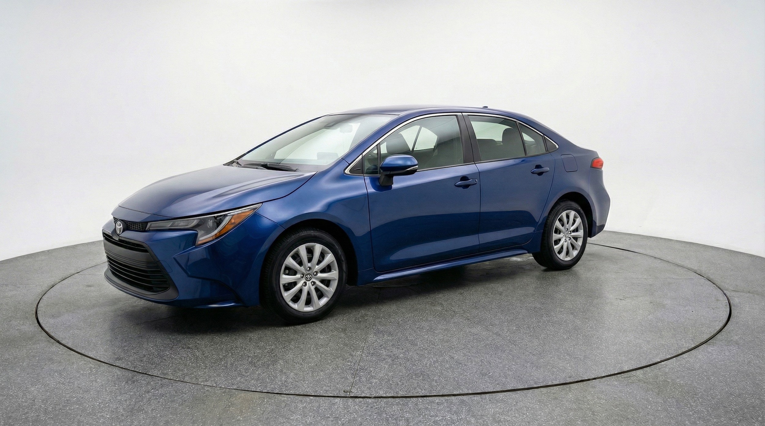 Thumbnail: 2025 Toyota Corolla - 3