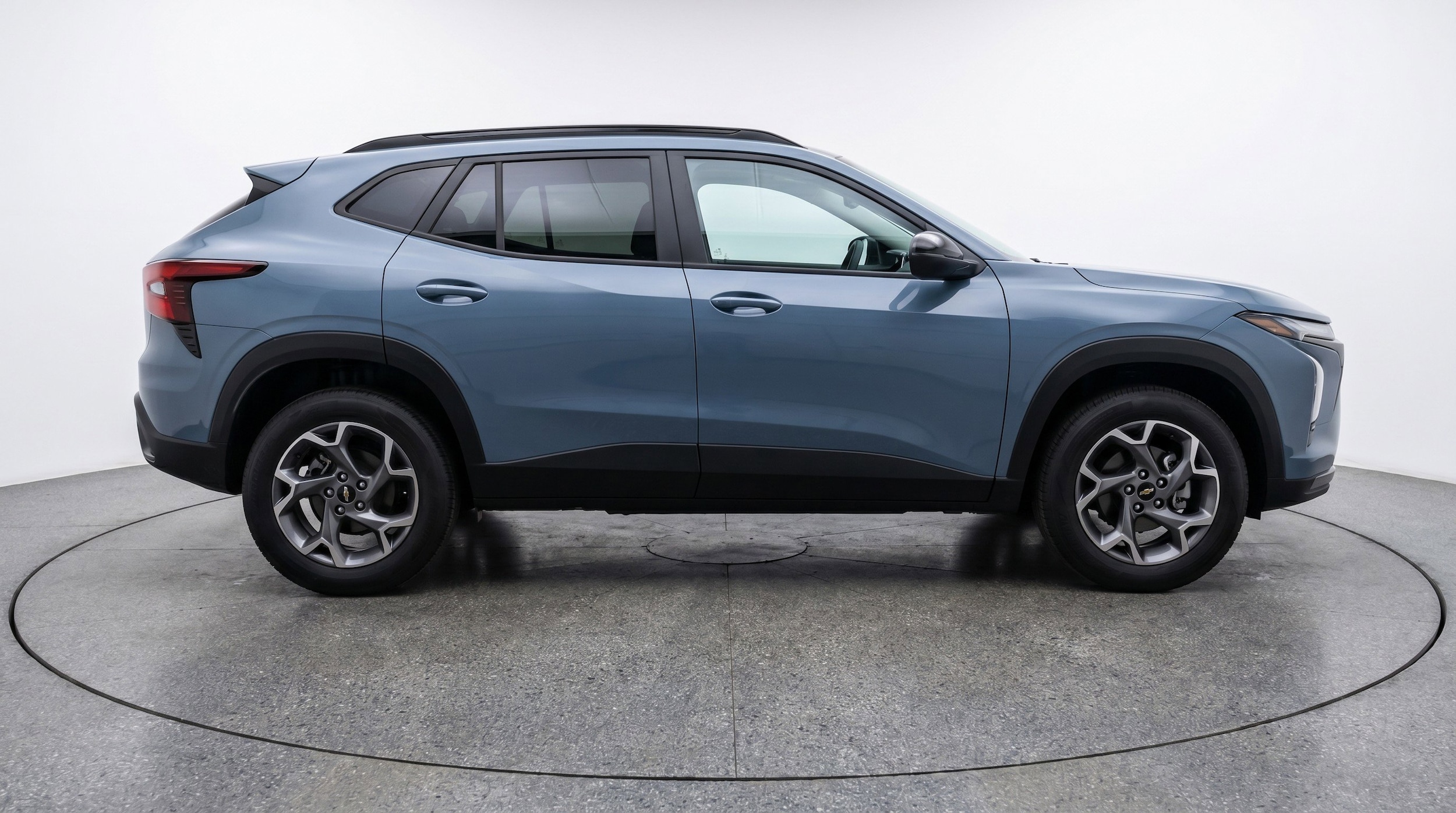 Thumbnail: 2025 Chevrolet Trax - 5