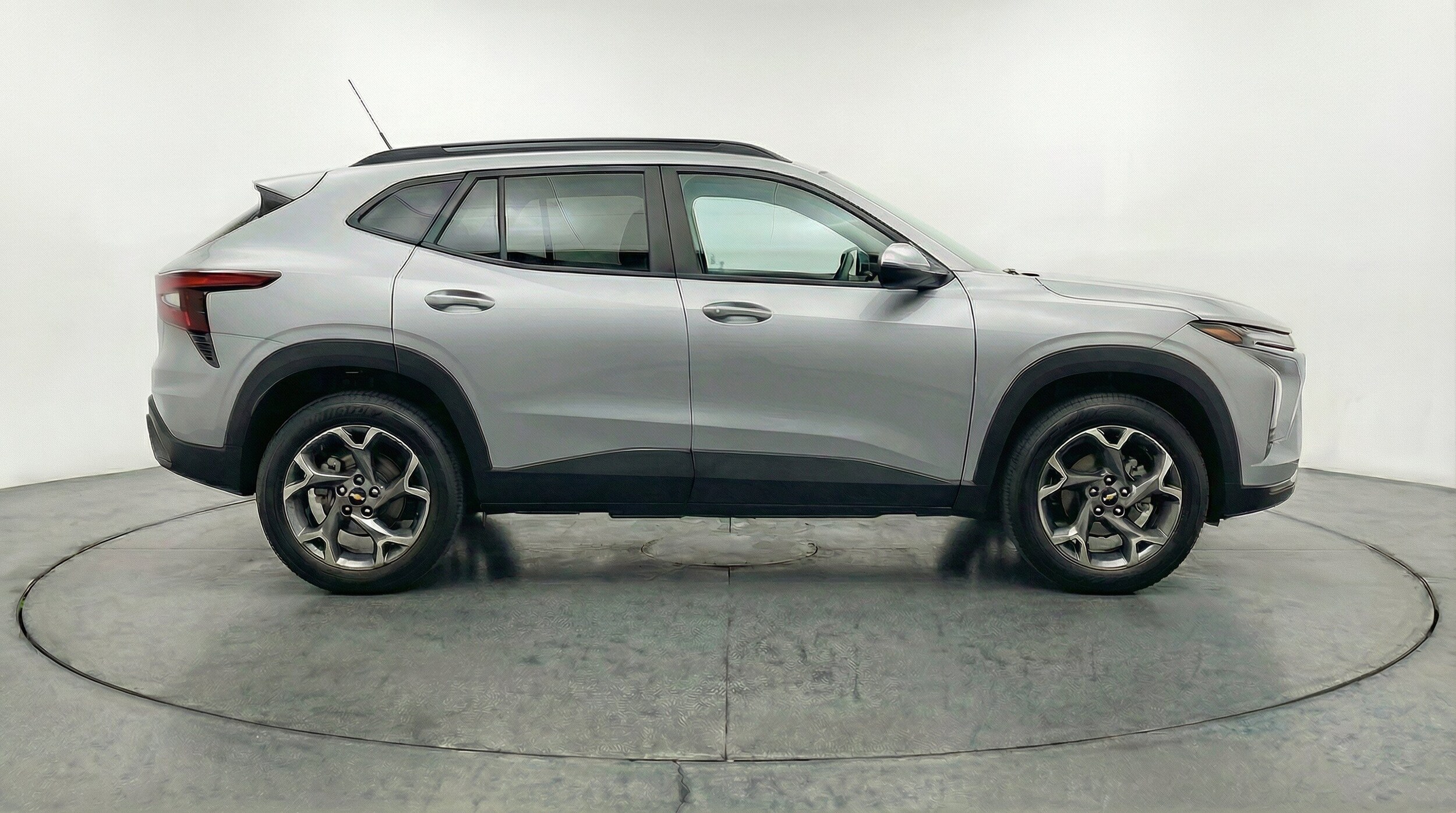 Thumbnail: 2025 Chevrolet Trax - 10