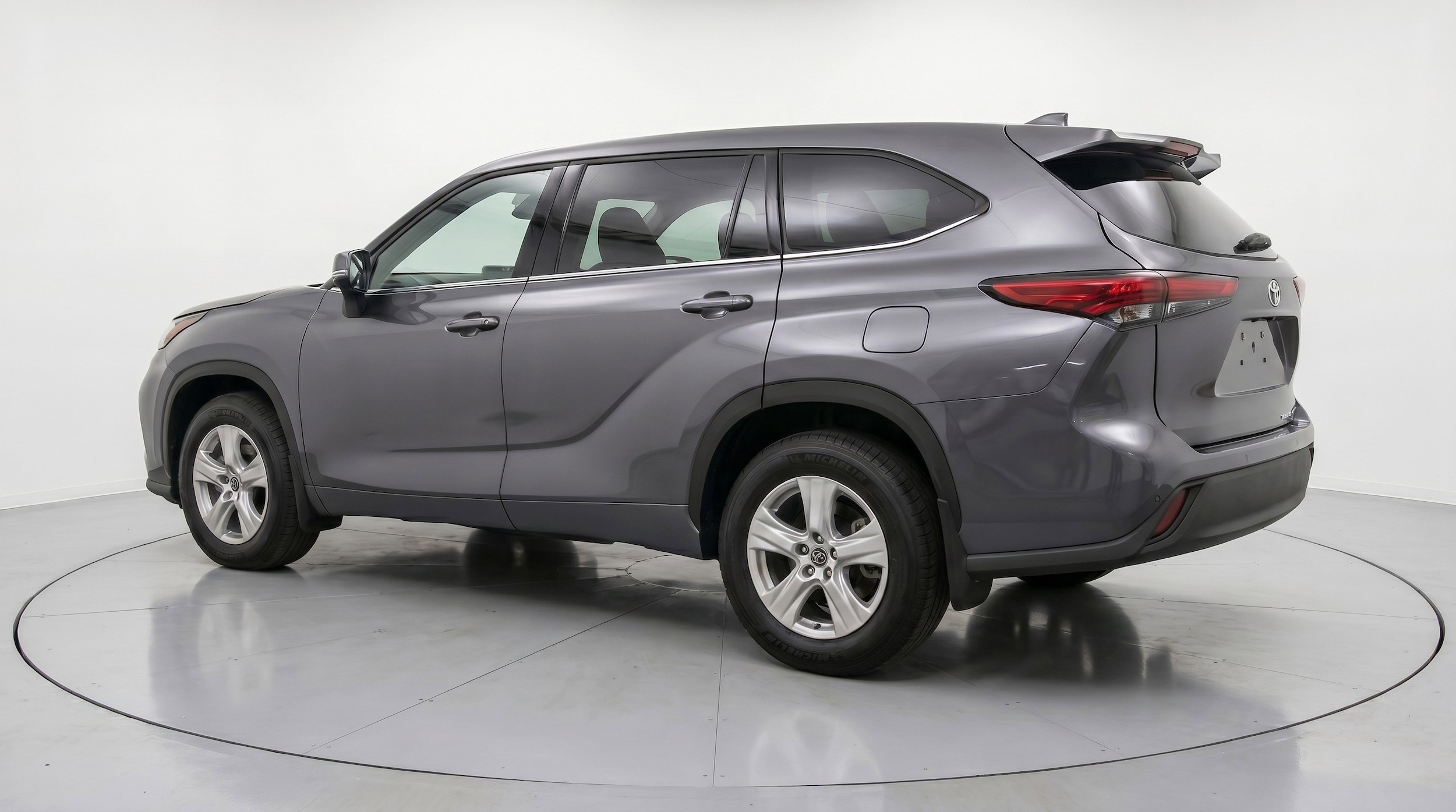 Thumbnail: 2025 Toyota Highlander - 6