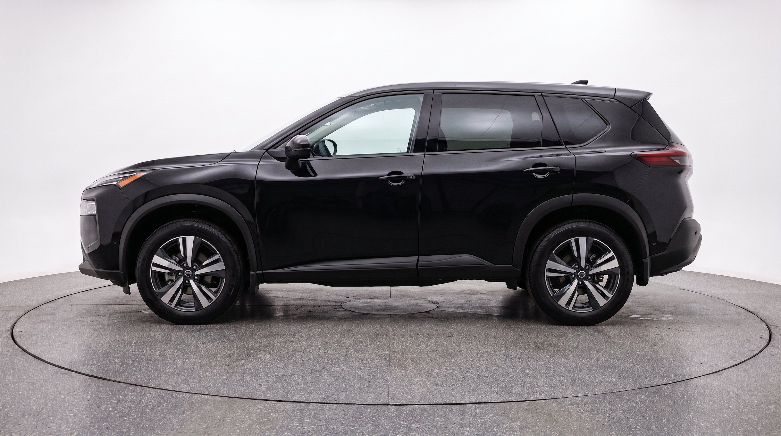 Thumbnail: 2026 Nissan Rogue - 5