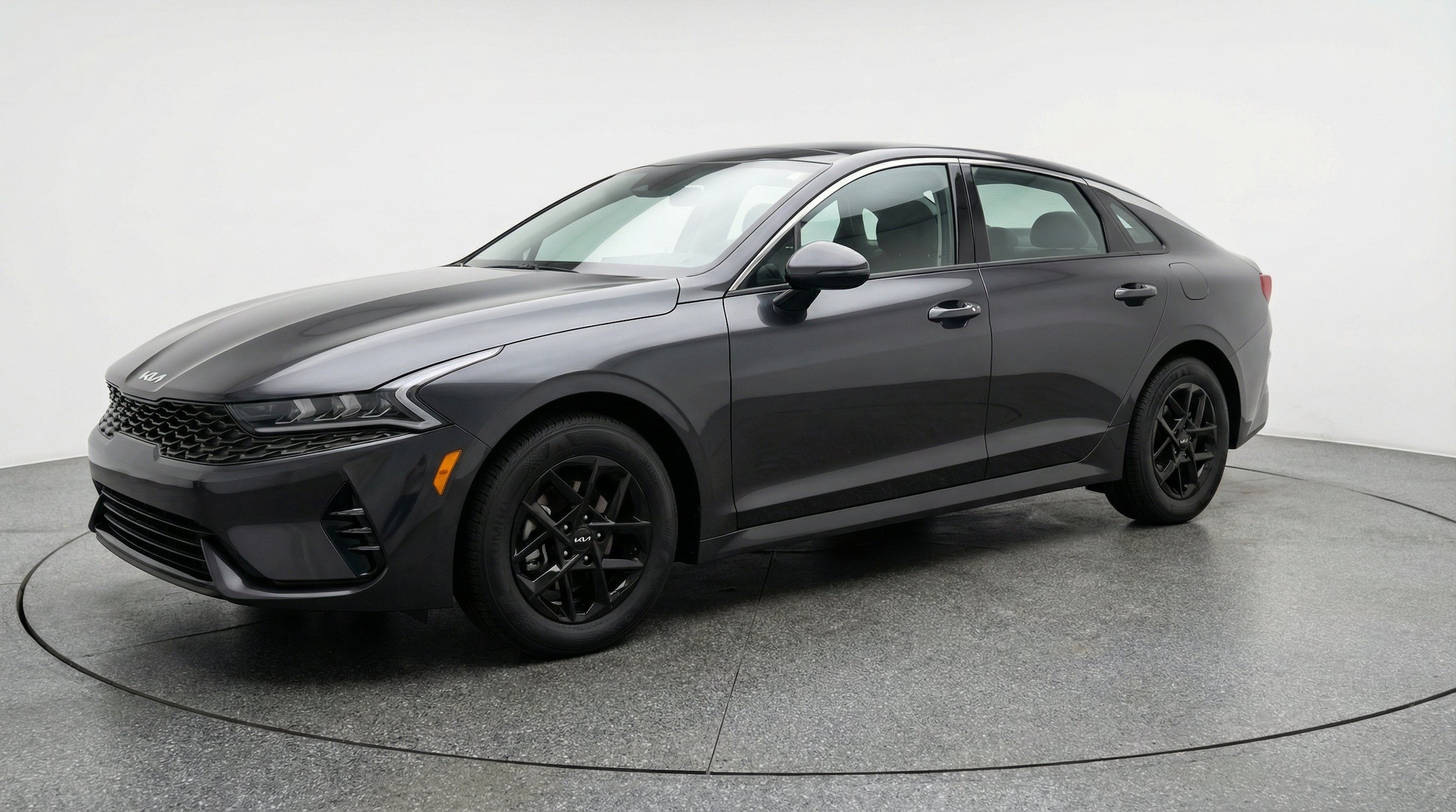 Thumbnail: 2025 Kia K5 - 3