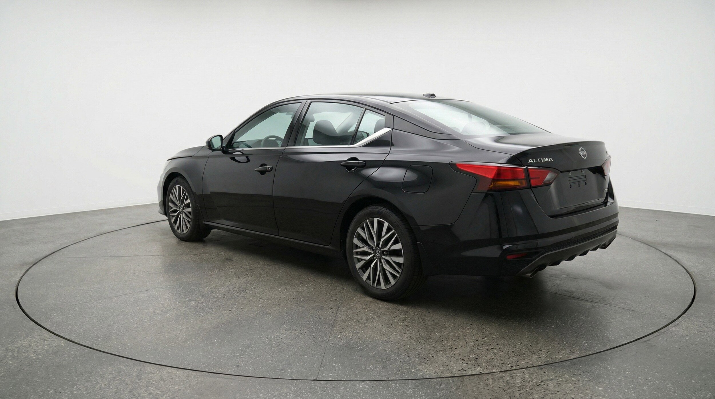 Thumbnail: 2025 Nissan Altima - 6