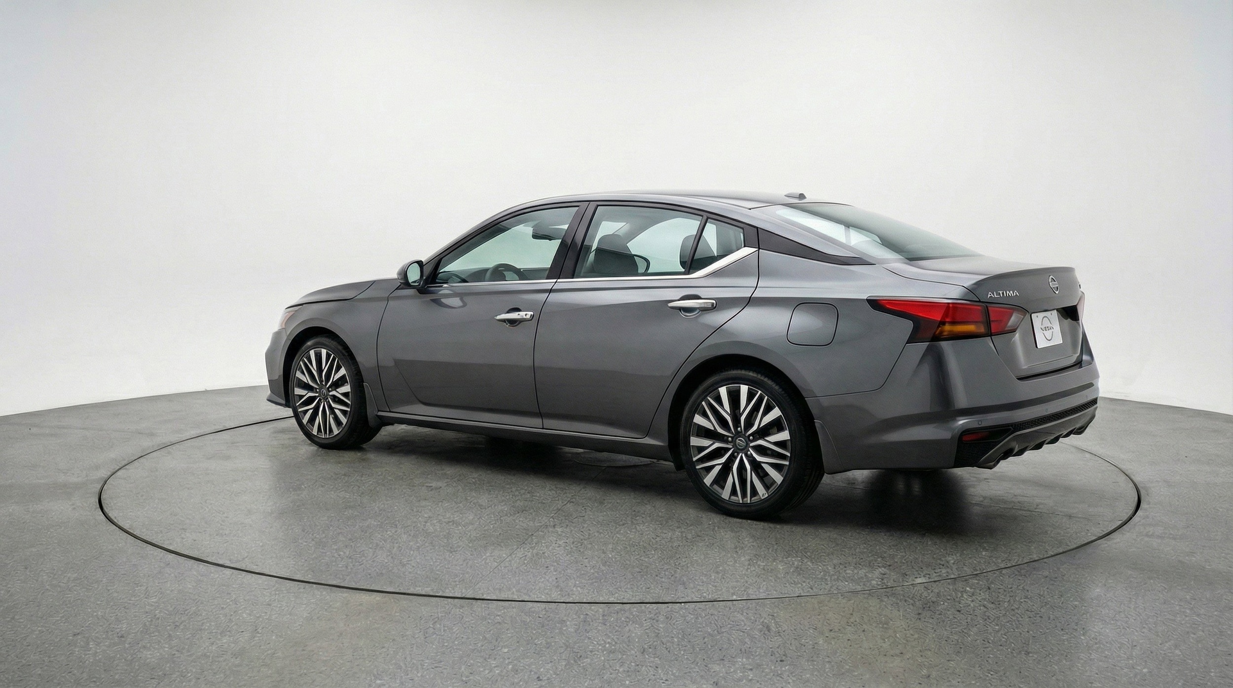 Thumbnail: 2025 Nissan Altima - 6