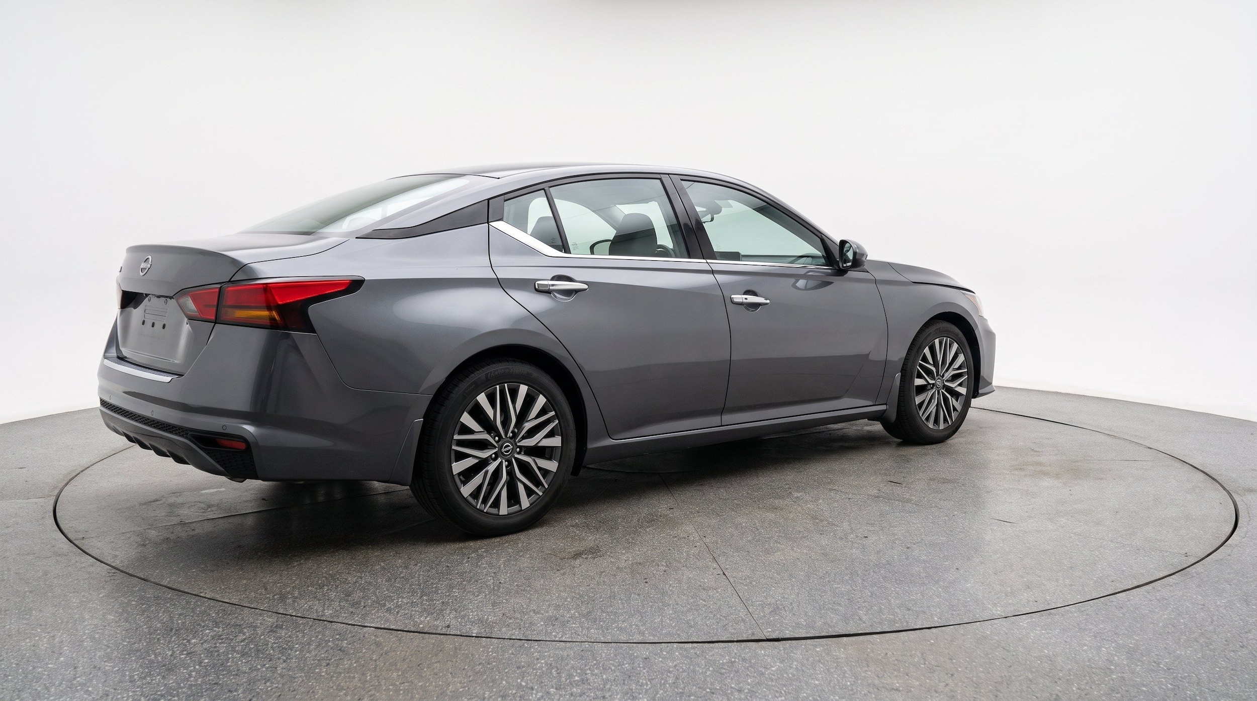 Thumbnail: 2025 Nissan Altima - 9