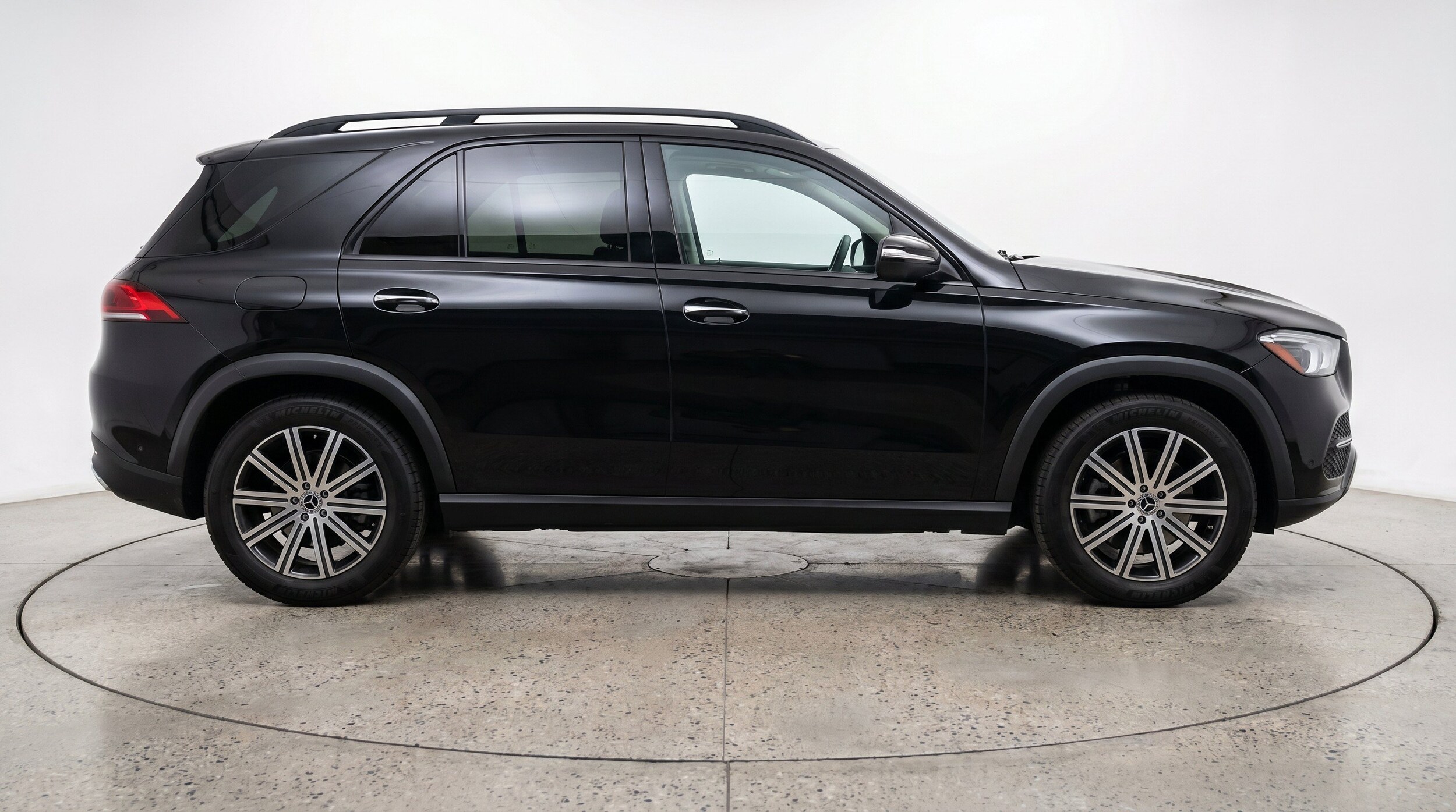 Thumbnail: 2026 Mercedes-Benz GLE - 11