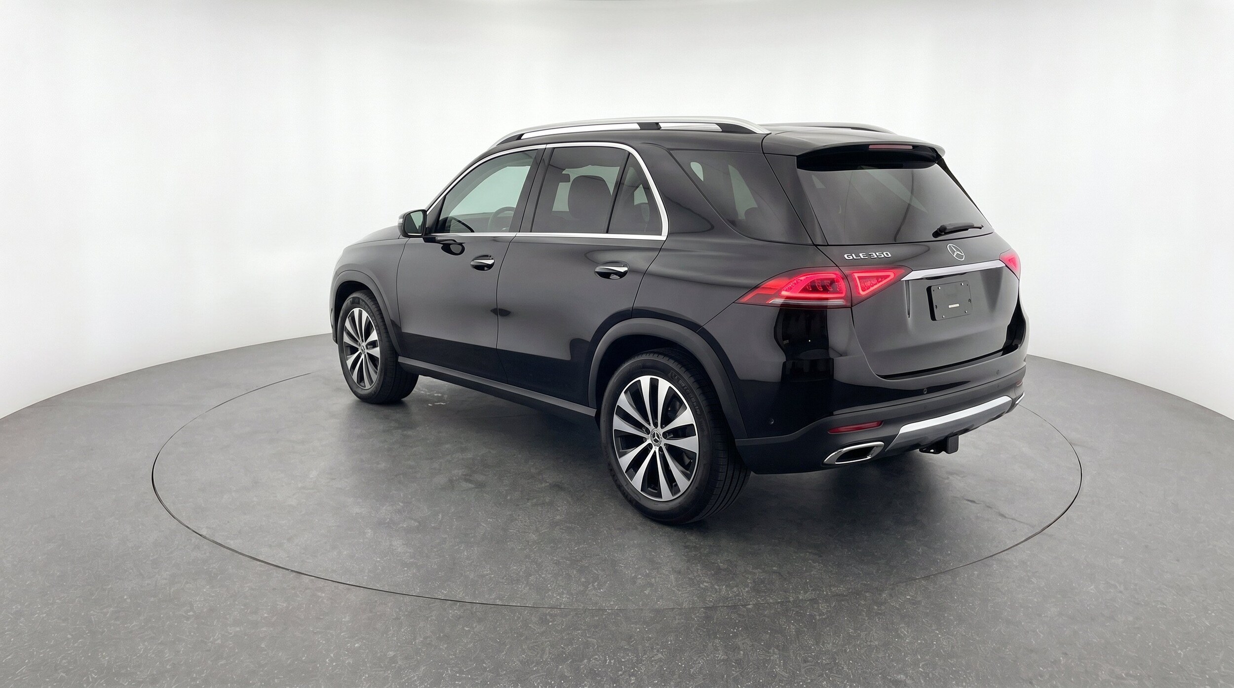 Thumbnail: 2026 Mercedes-Benz GLE - 6