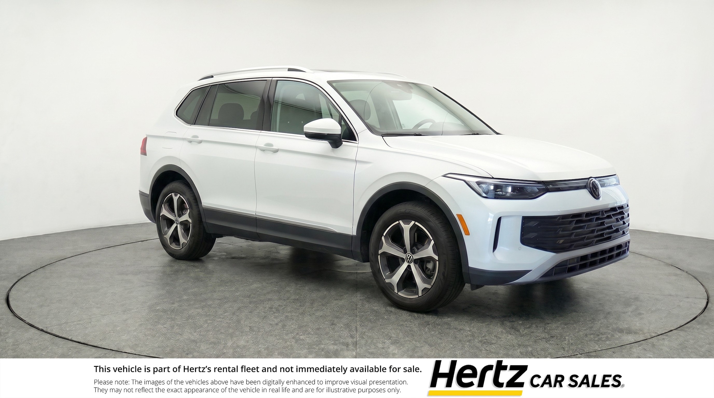 Thumbnail: 2026 Volkswagen Tiguan - 1