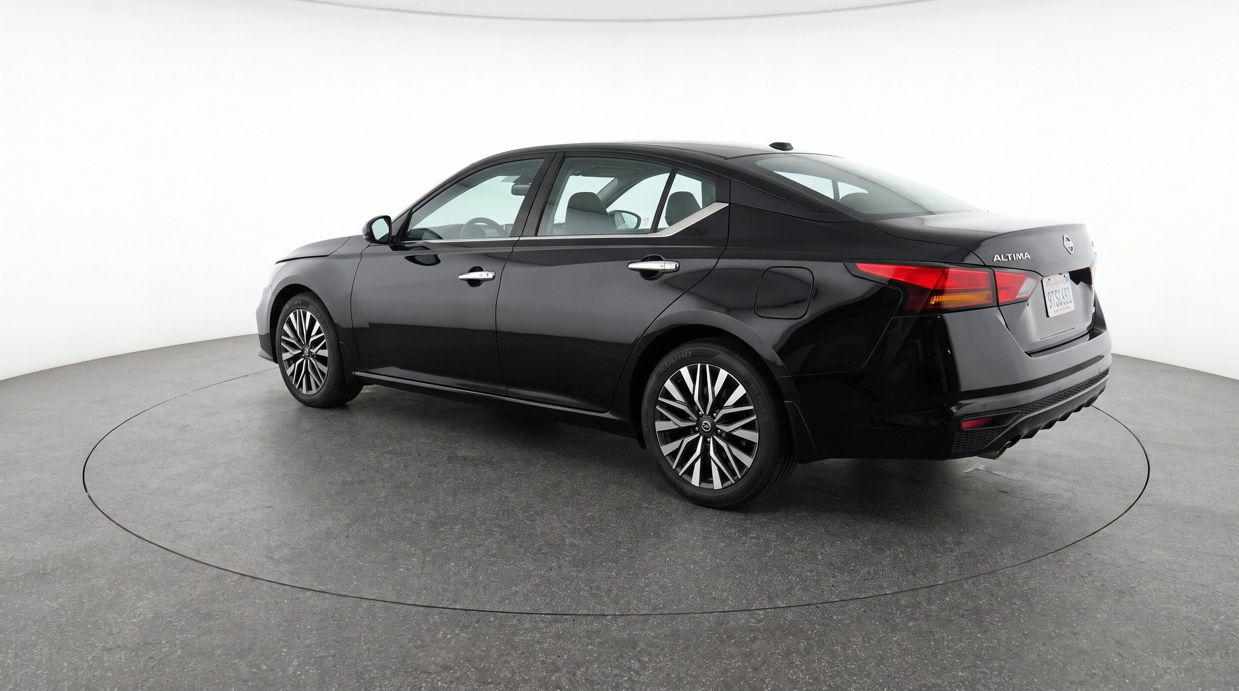 Thumbnail: 2025 Nissan Altima - 6