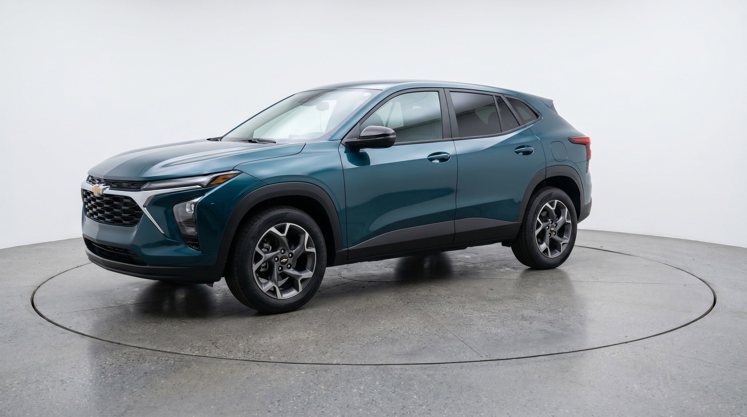 Thumbnail: 2025 Chevrolet Trax - 3