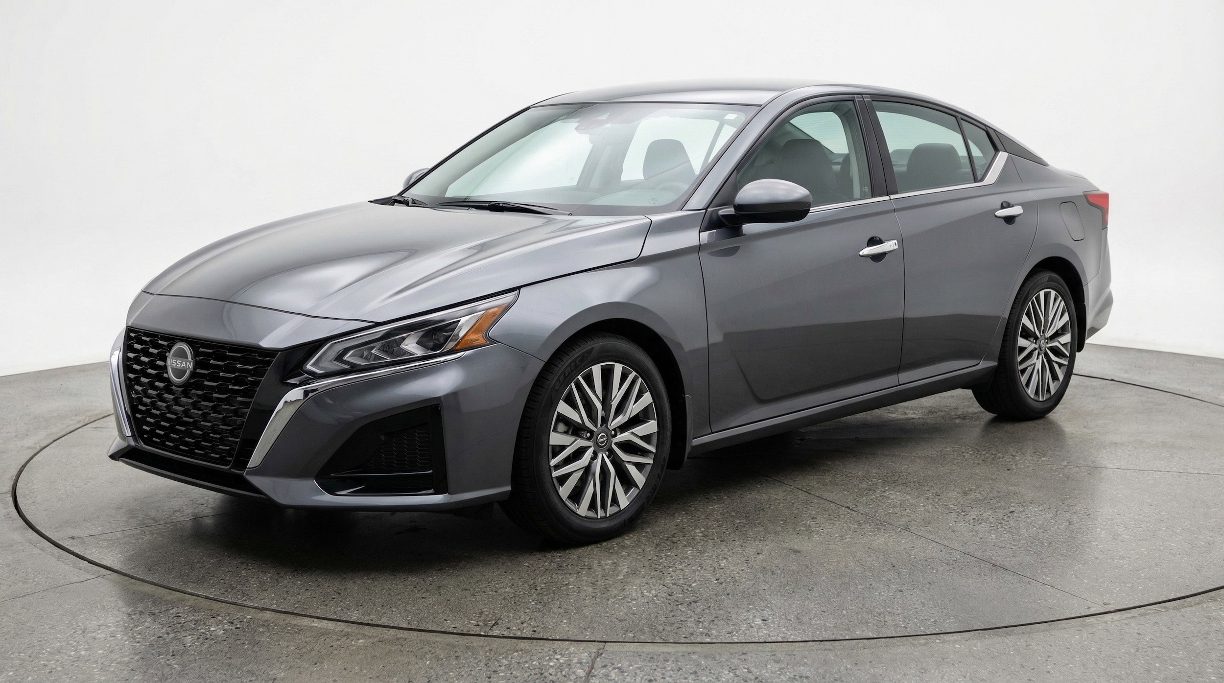 Thumbnail: 2025 Nissan Altima - 3